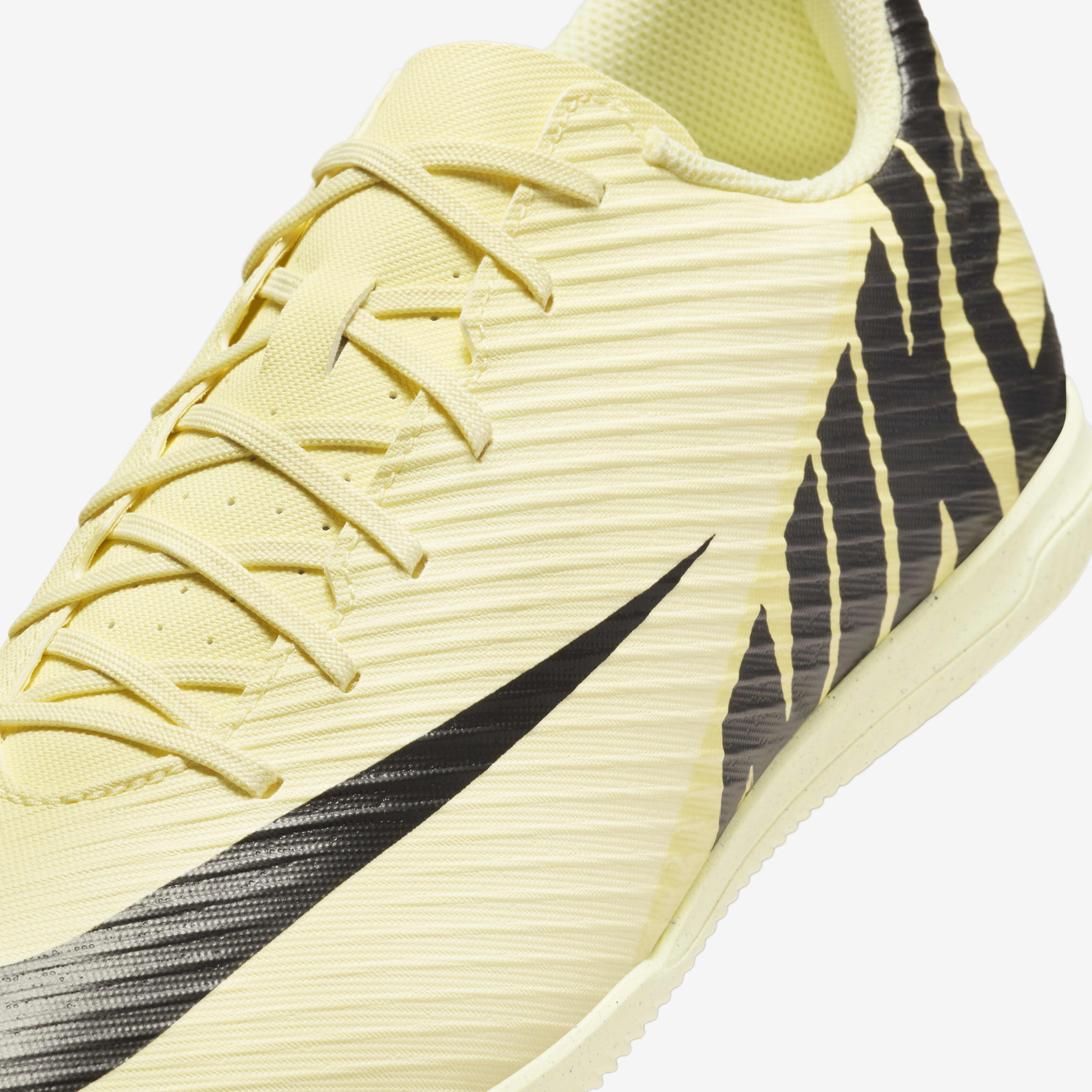 Buy Nike Mercurial Vapor 15 Club Indoor Court Low Top Football Shoes Nike Saudi Official