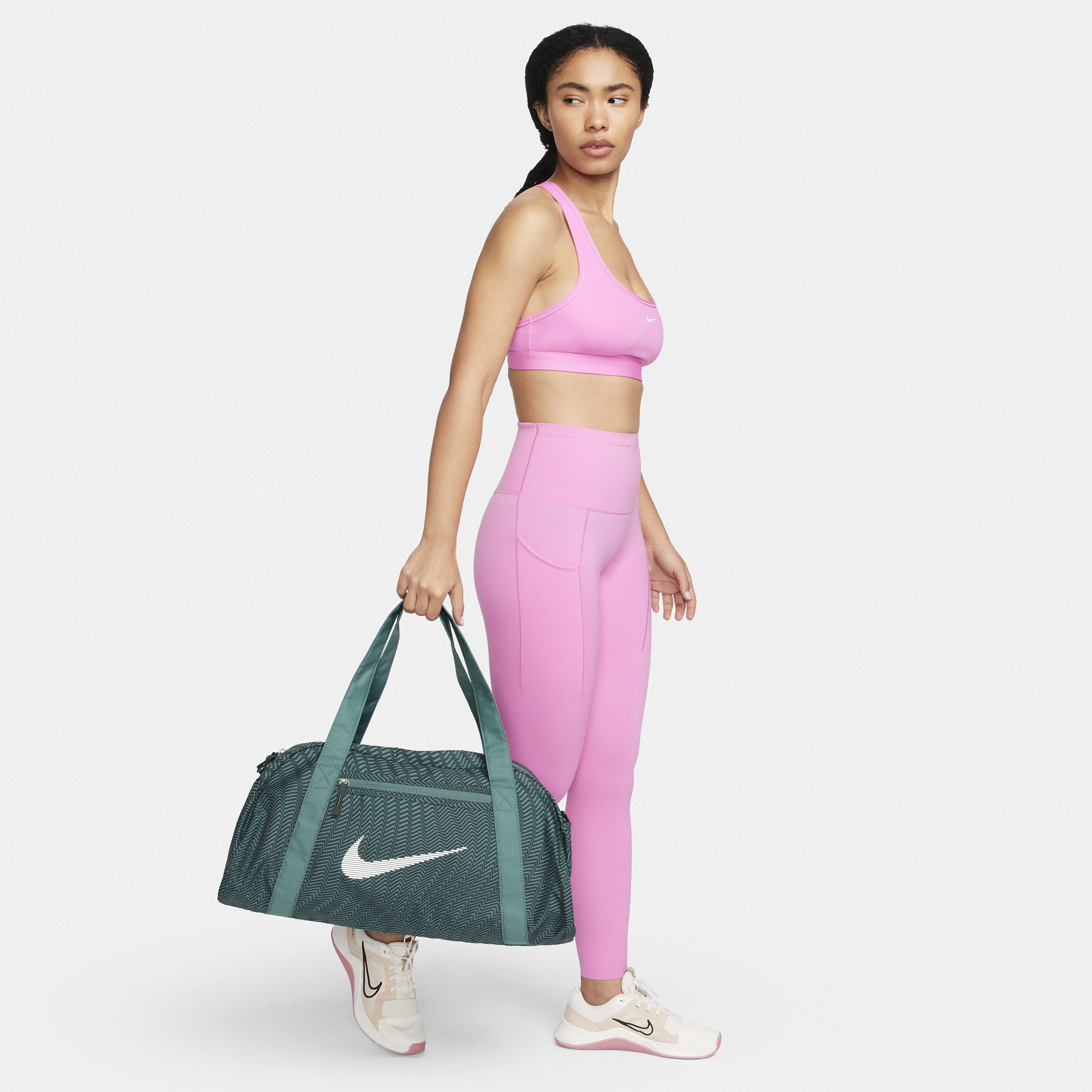 Nike gym duffle bag womens clearance