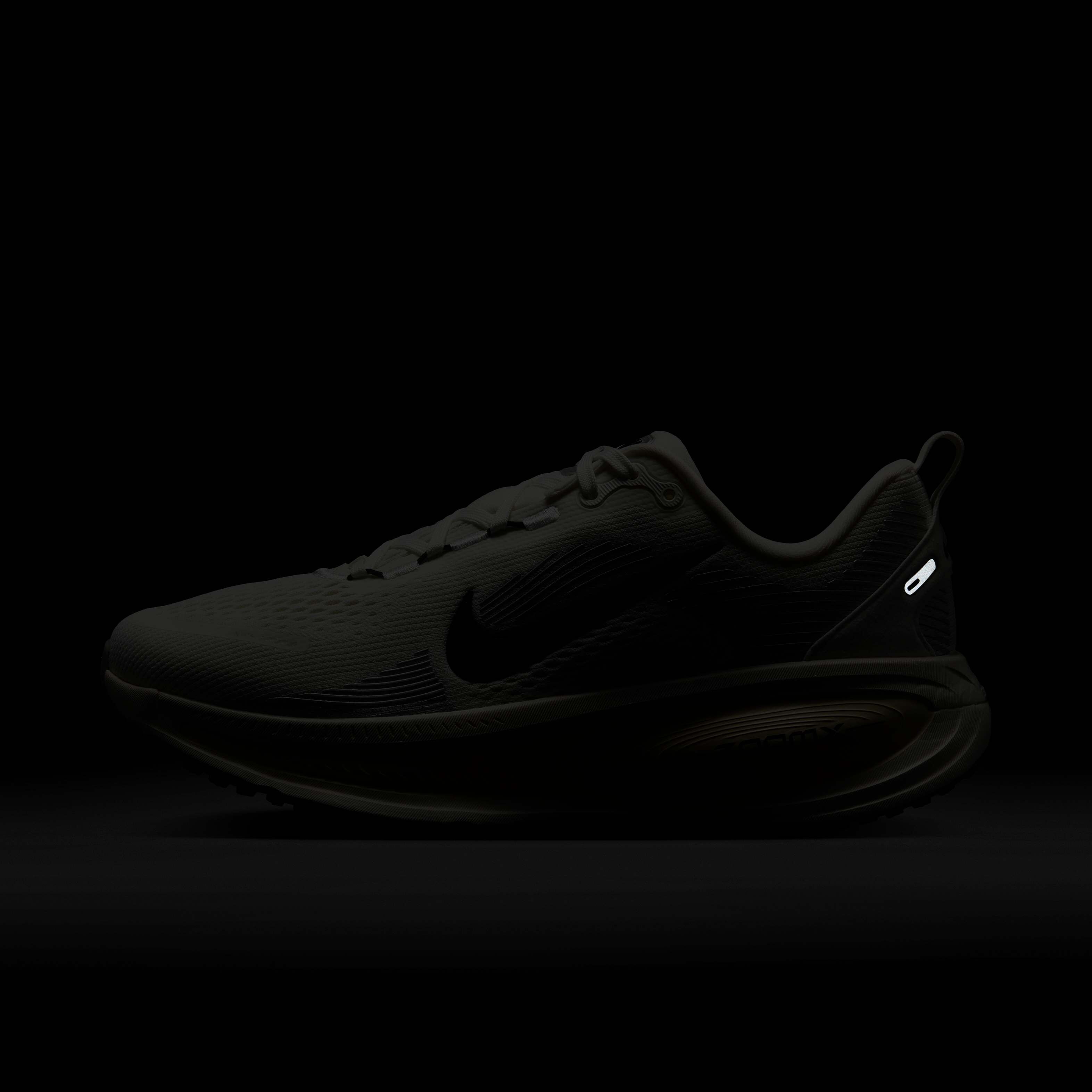 Nike Vomero 18 image number 9