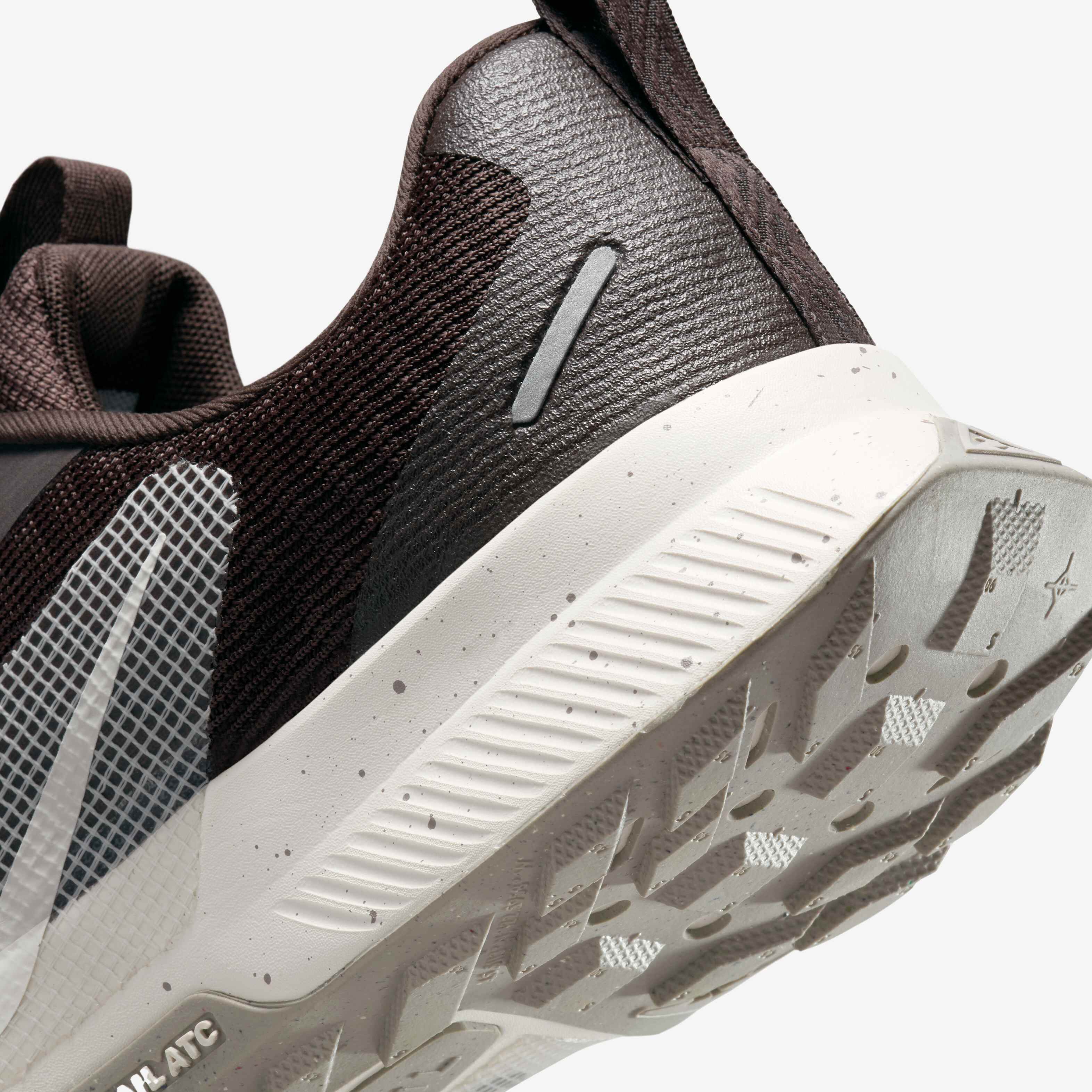 نايكي جونيبر تريل 4 image number 7