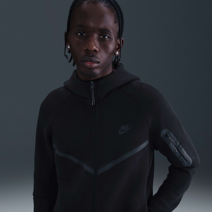 نايكي تك image number 0 نايكي تك image number 0