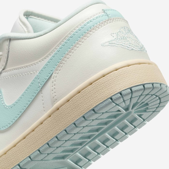 Air Jordan 1 Low image number 7 Air Jordan 1 Low image number 7