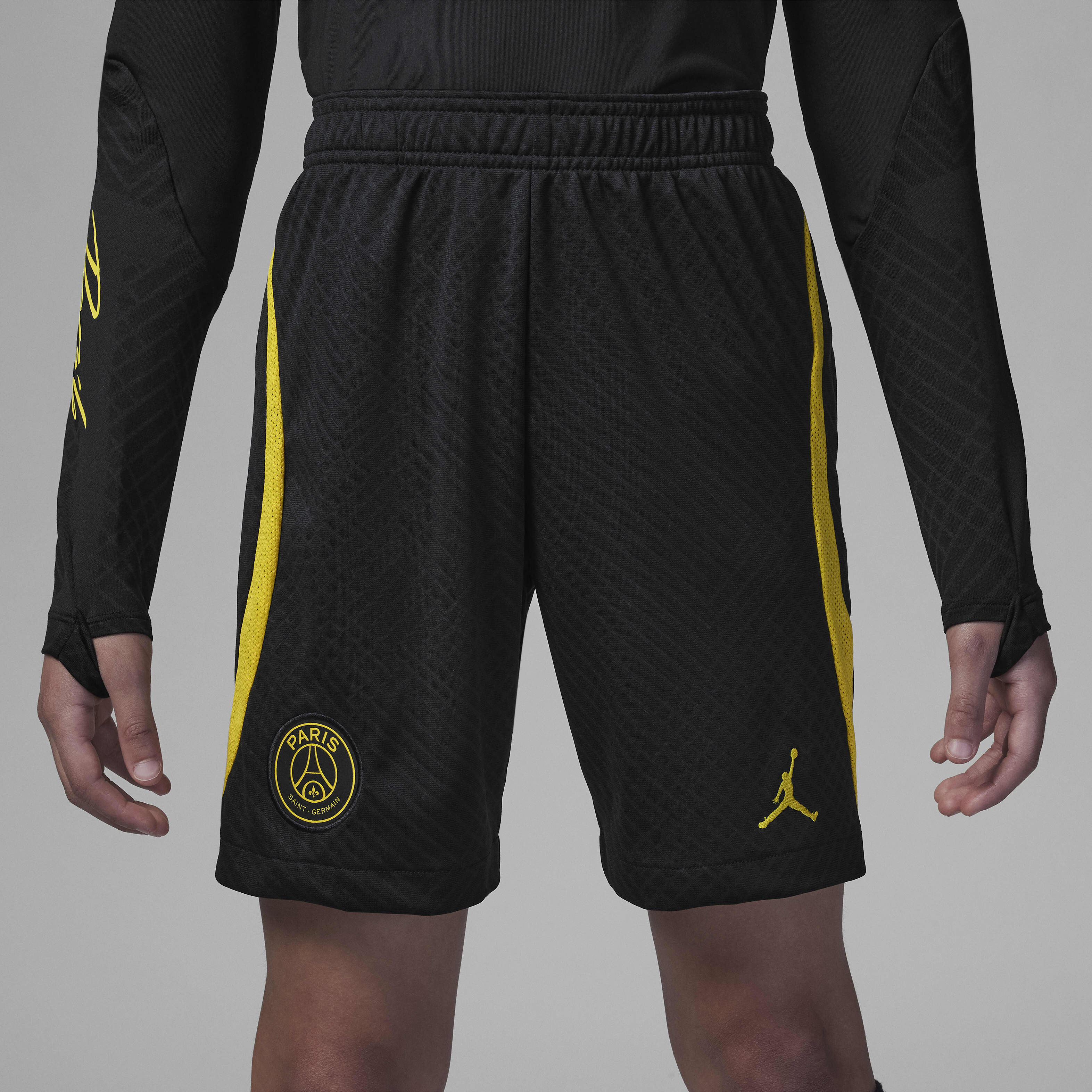 باريس سان جيرمان سترايك image number 1