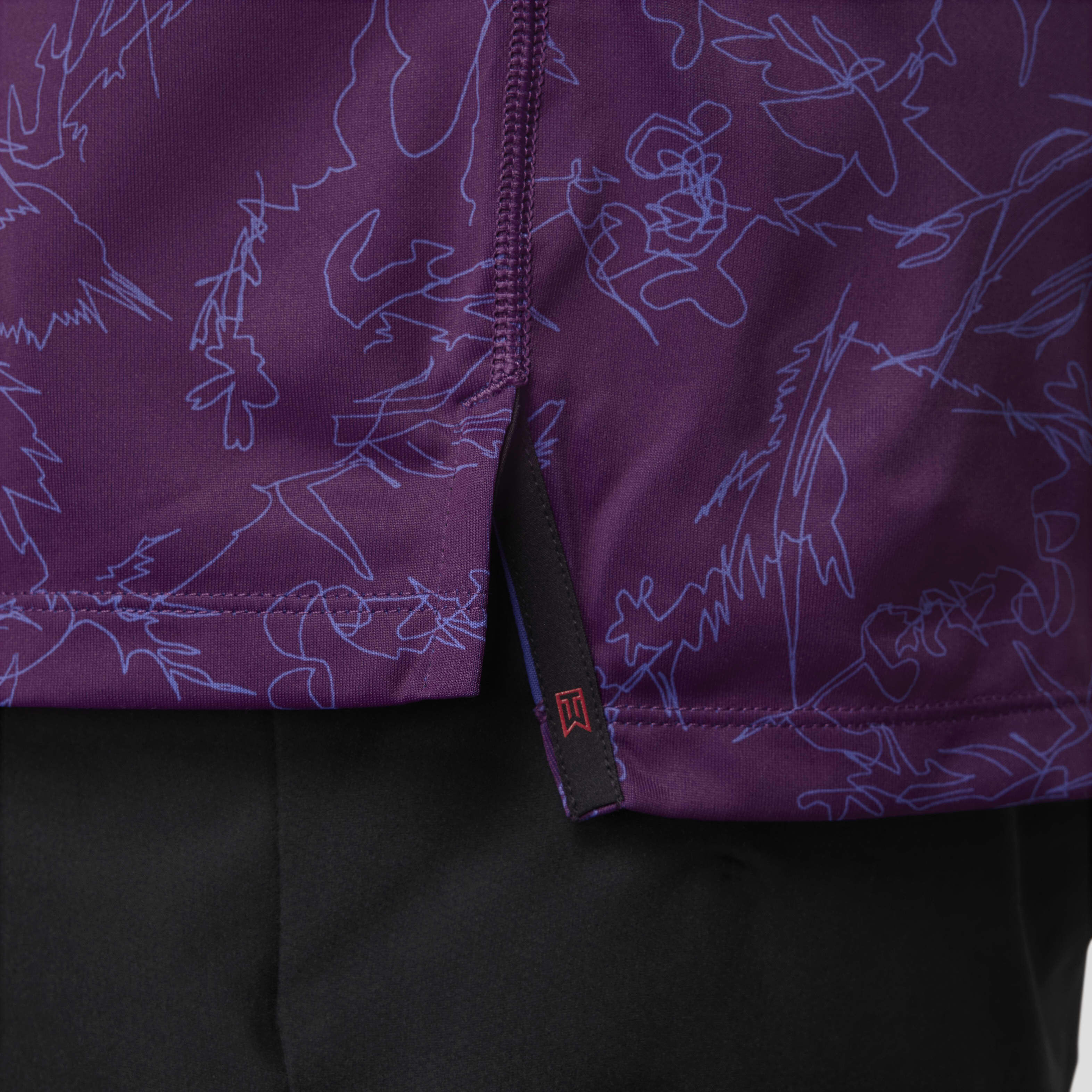 Tiger Woods image number 11