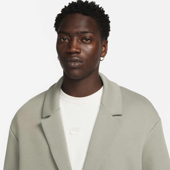 Nike Sportswear Tech Fleece Re-Imagined image number 4 Nike Sportswear Tech Fleece Re-Imagined image number 4