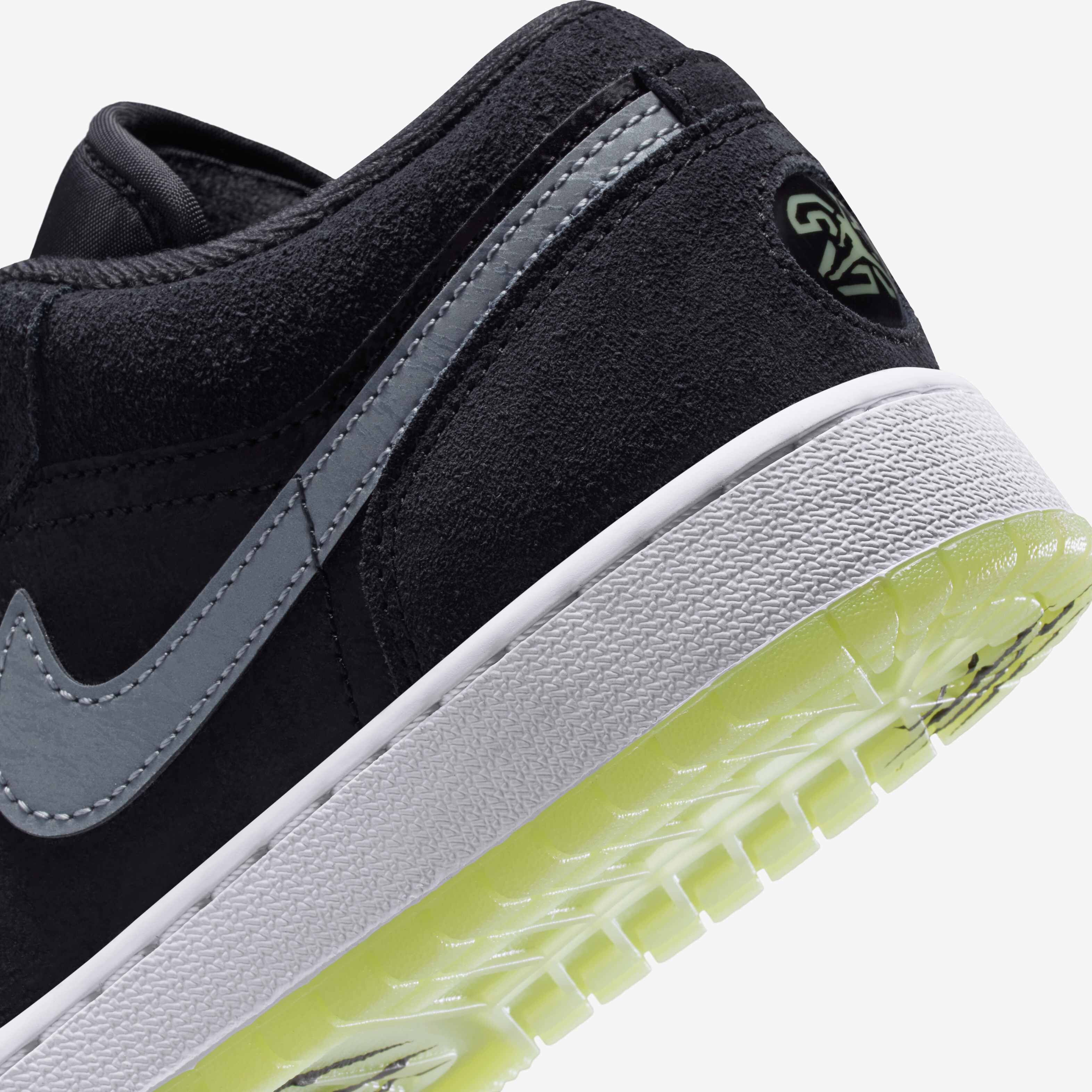 Air Jordan 1 Low image number 7