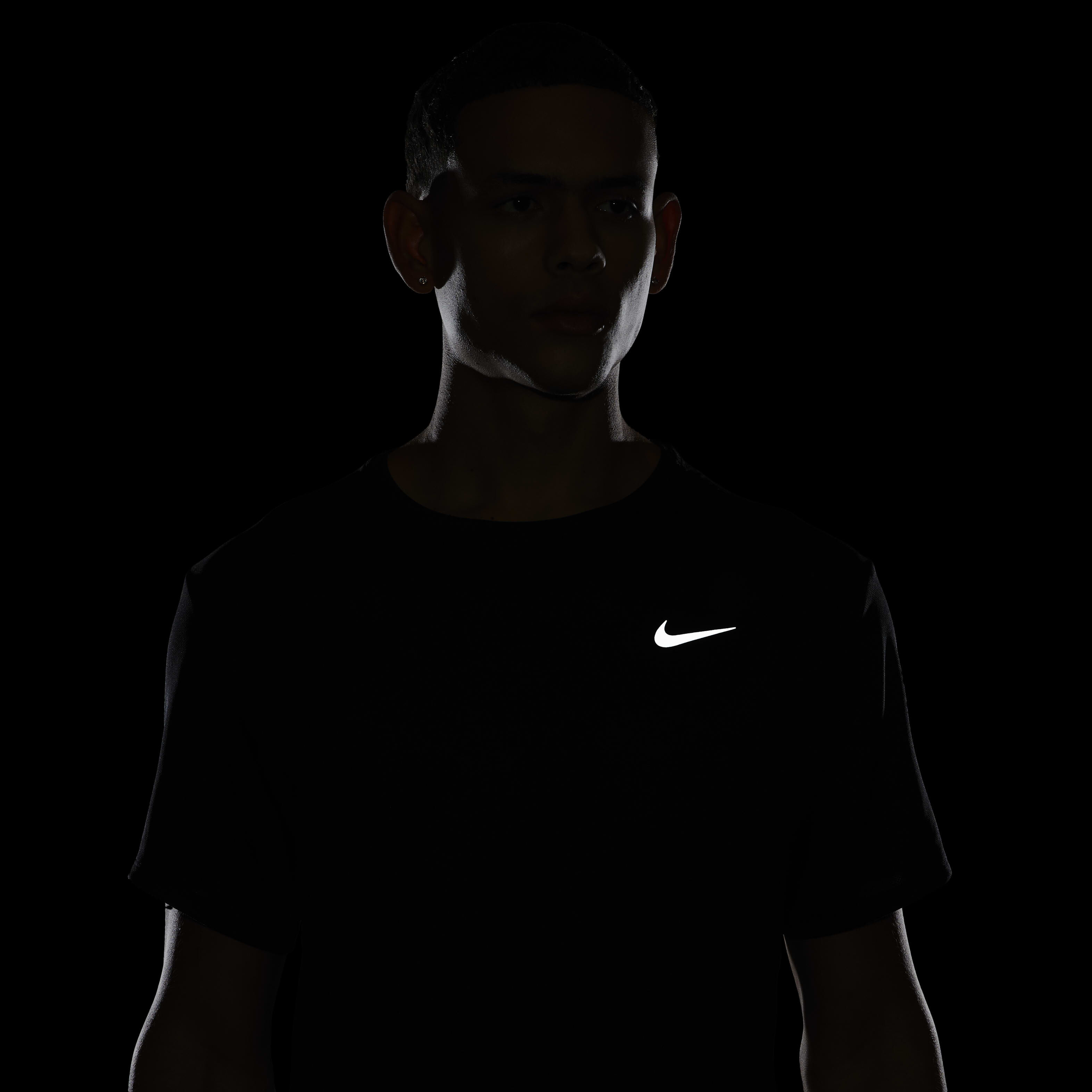 نايكي ميلر image number 5