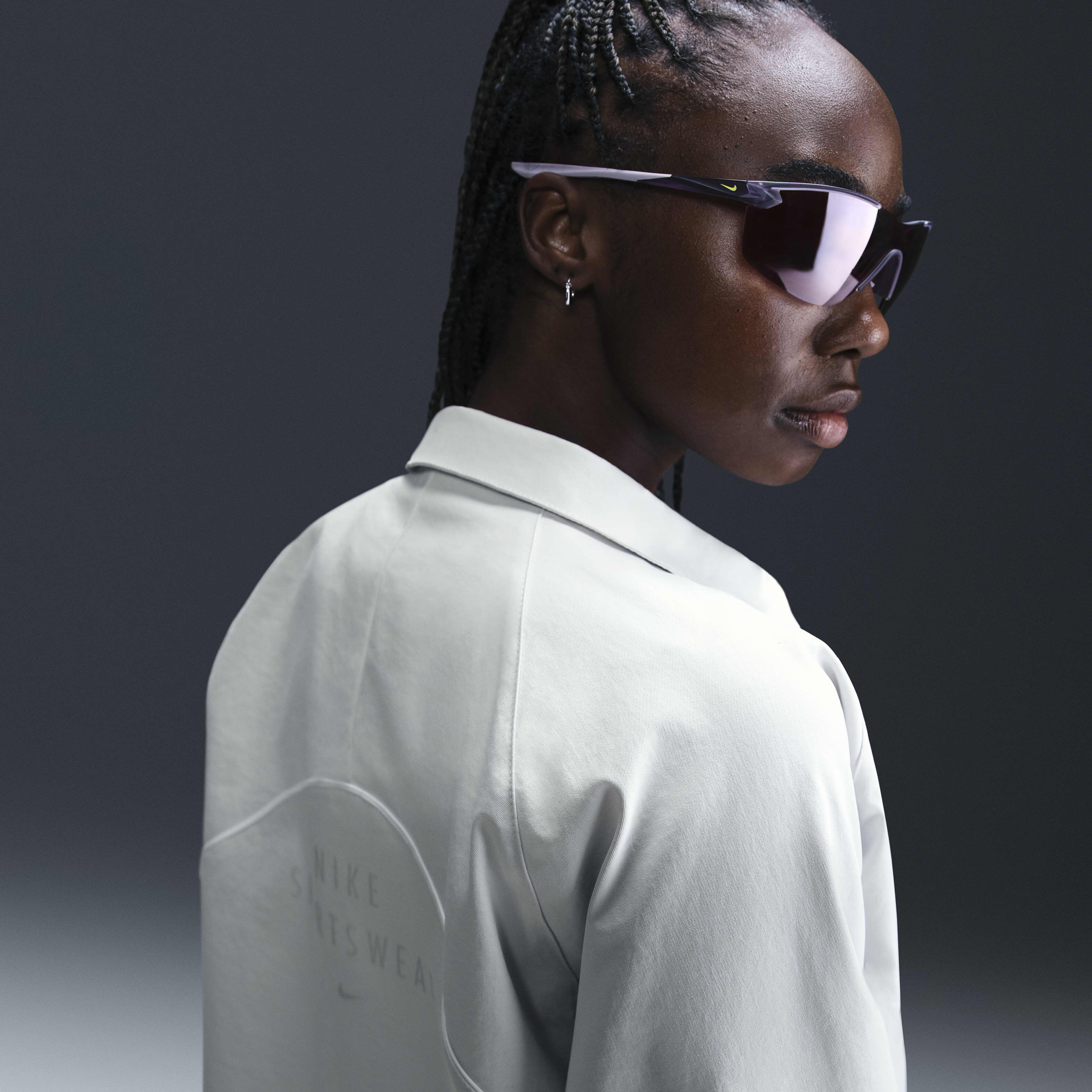 نايكي سبورتسوير image number 2