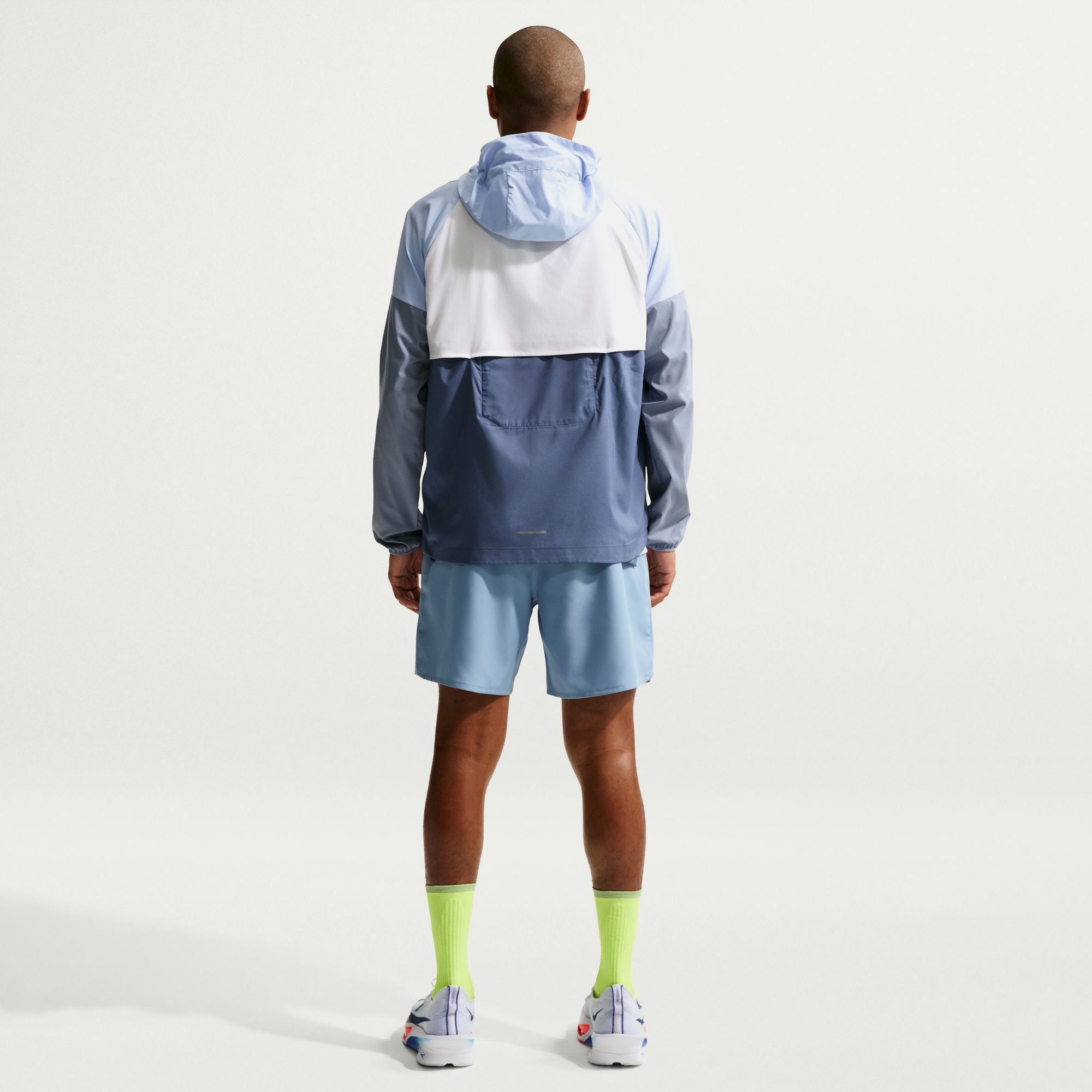 نايكي تشالنجر image number 1