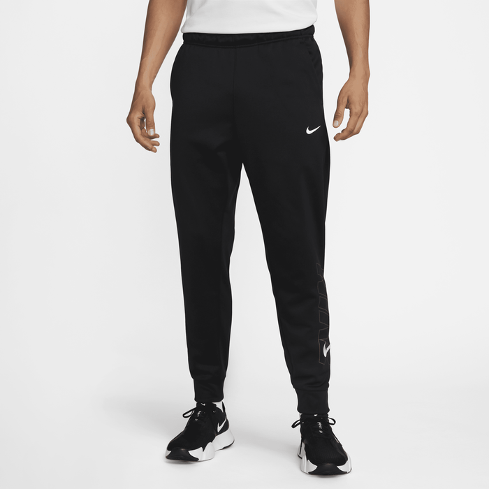 Shop Therma FIT Men s Tapered Fitness Trousers Nike KSA