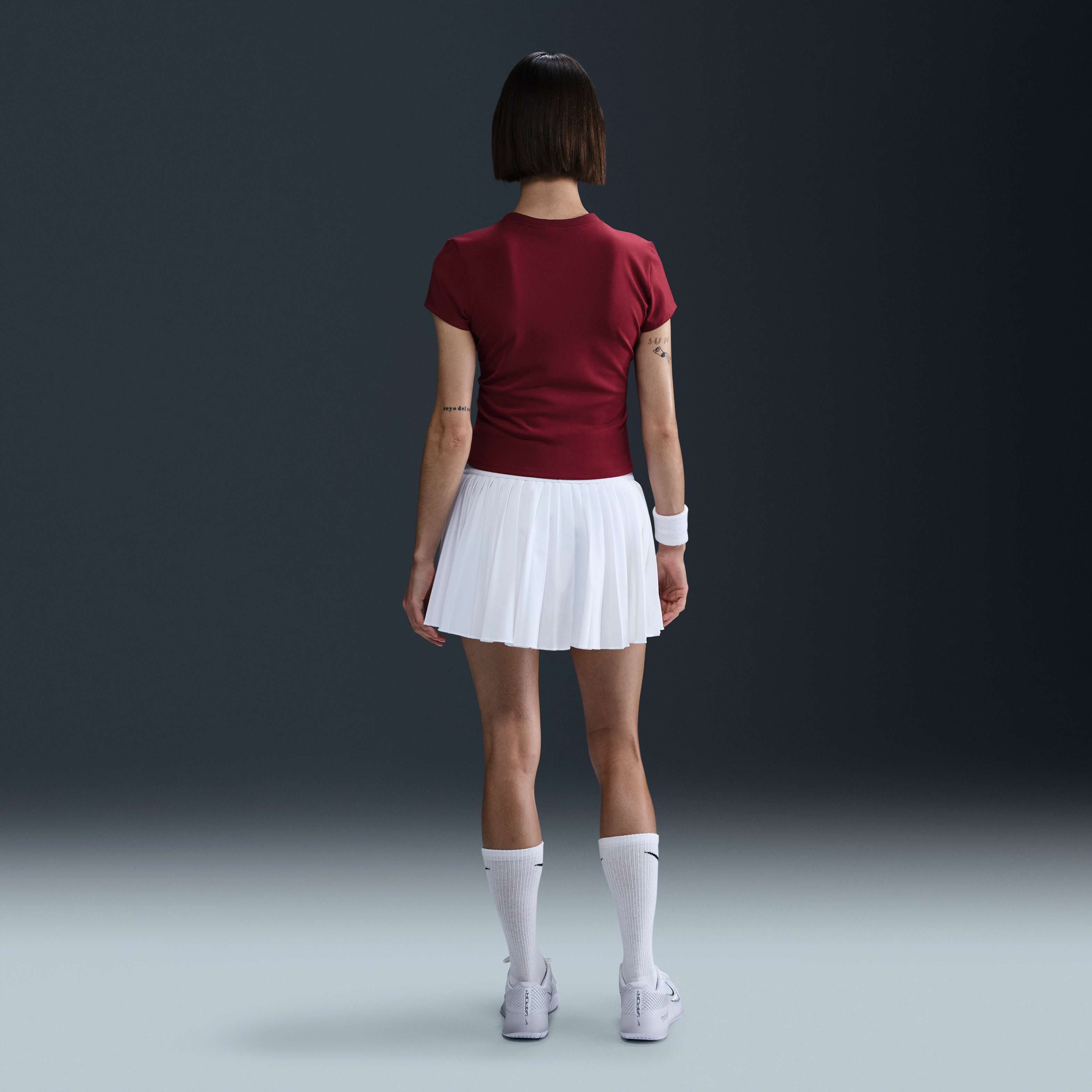 NikeCourt Advantage image number 4