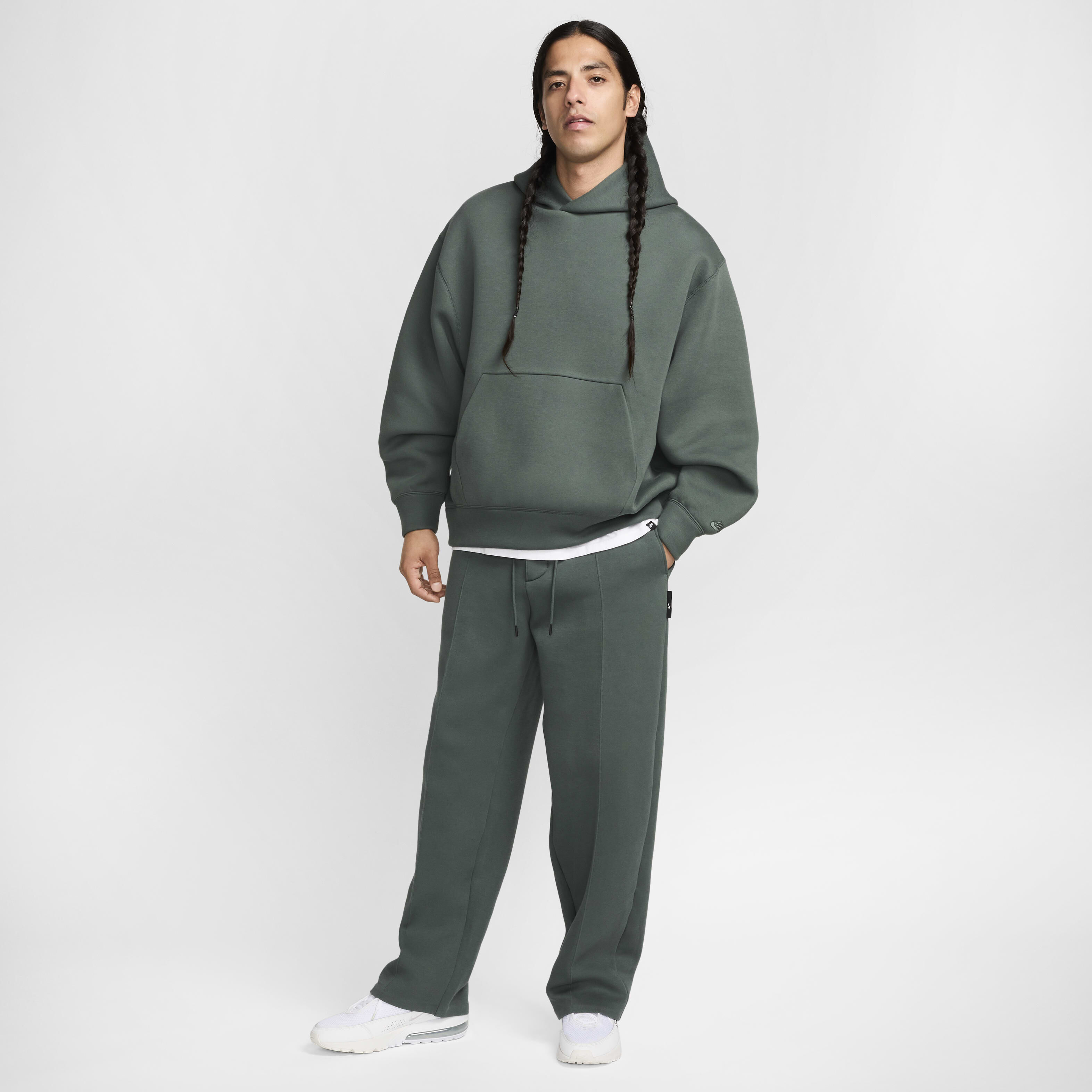 نايكي تك image number 6