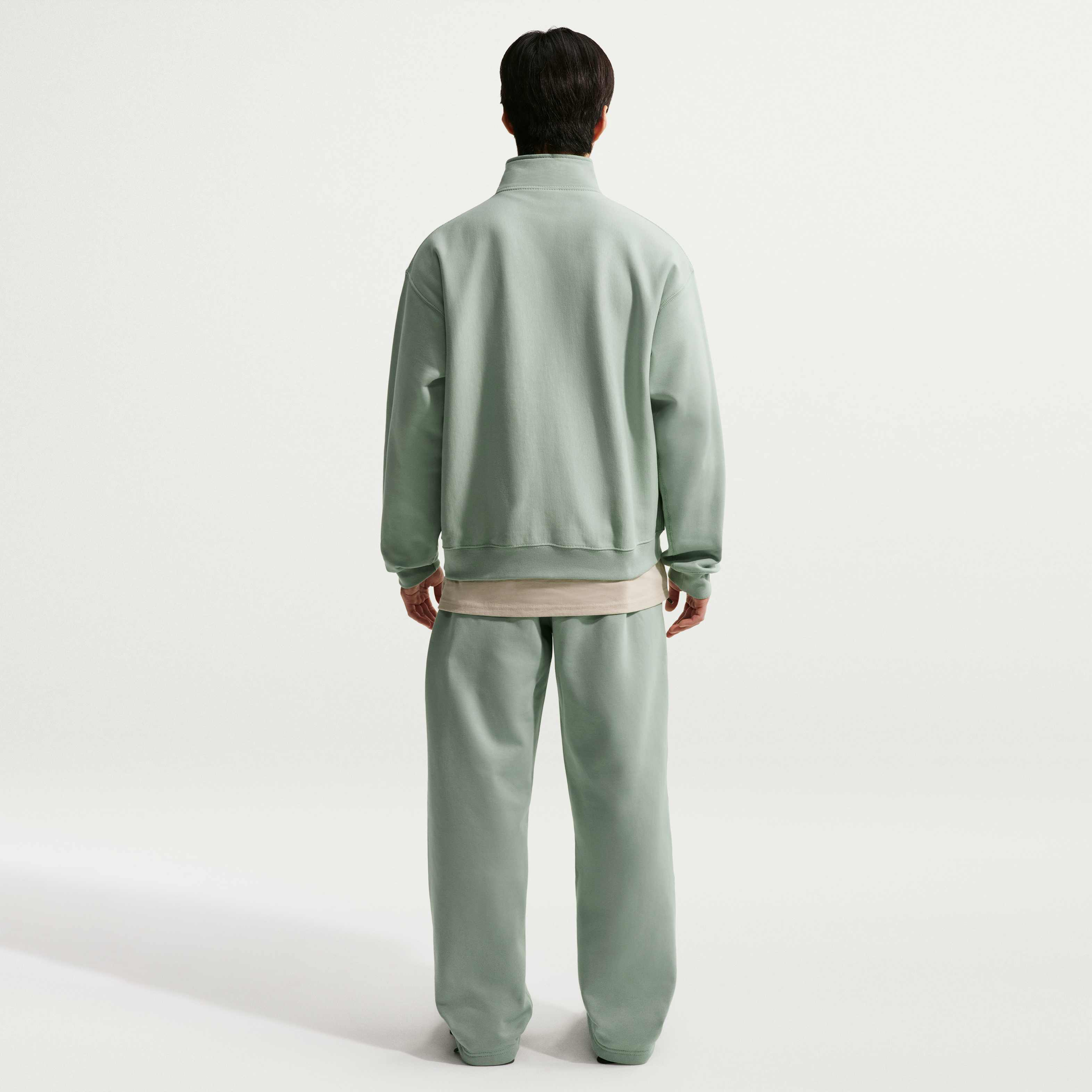 نايكي سولو سووش image number 4