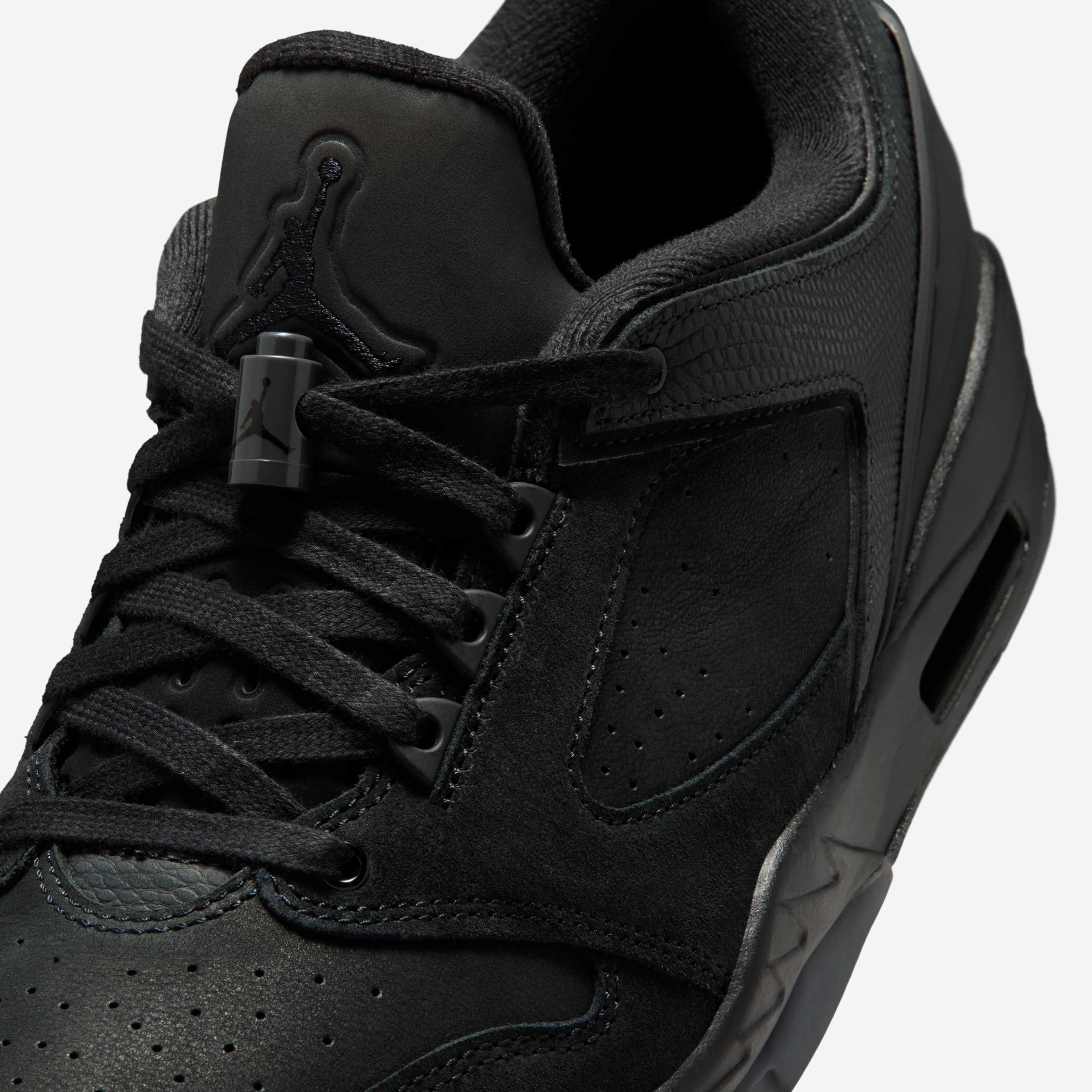 جوردان سيكستي بلس لو image number 6