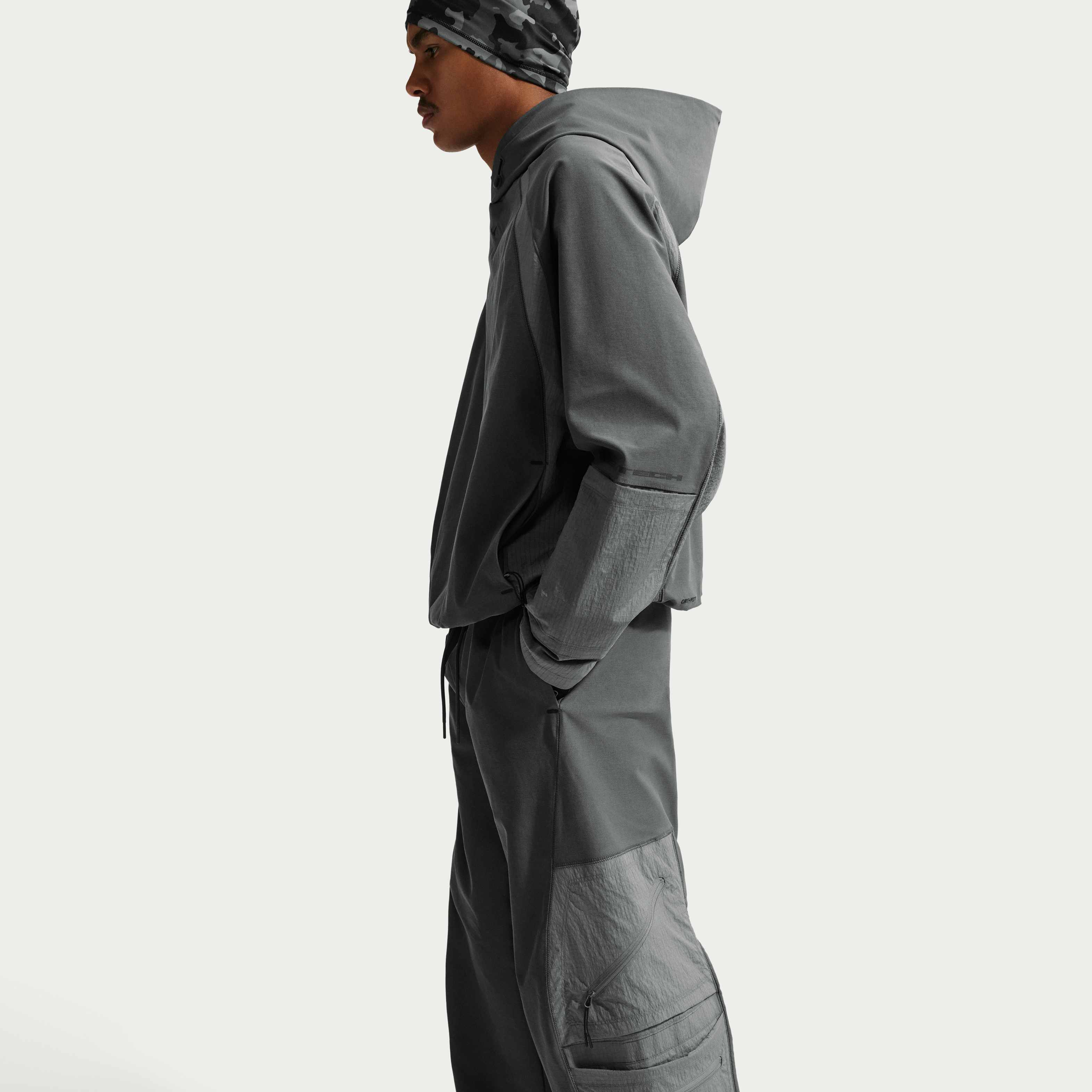 نايكي تك image number 3