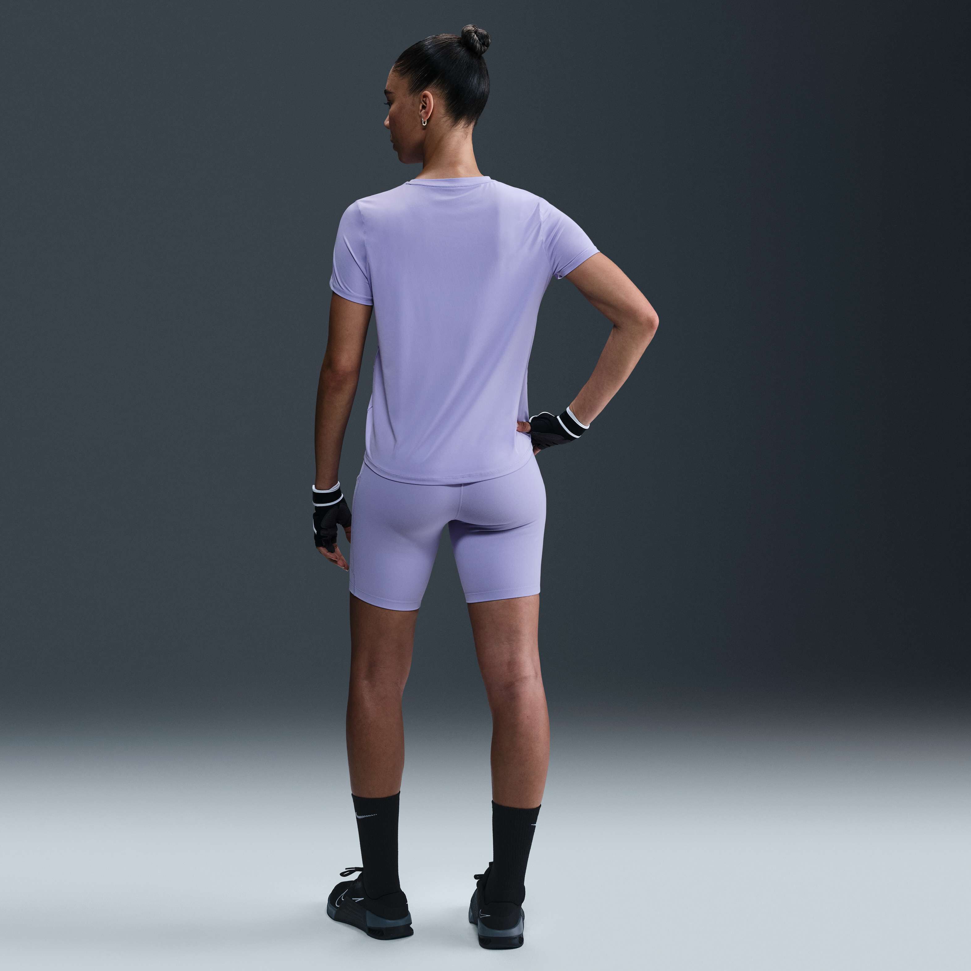 نايكي ون كلاسيك image number 4