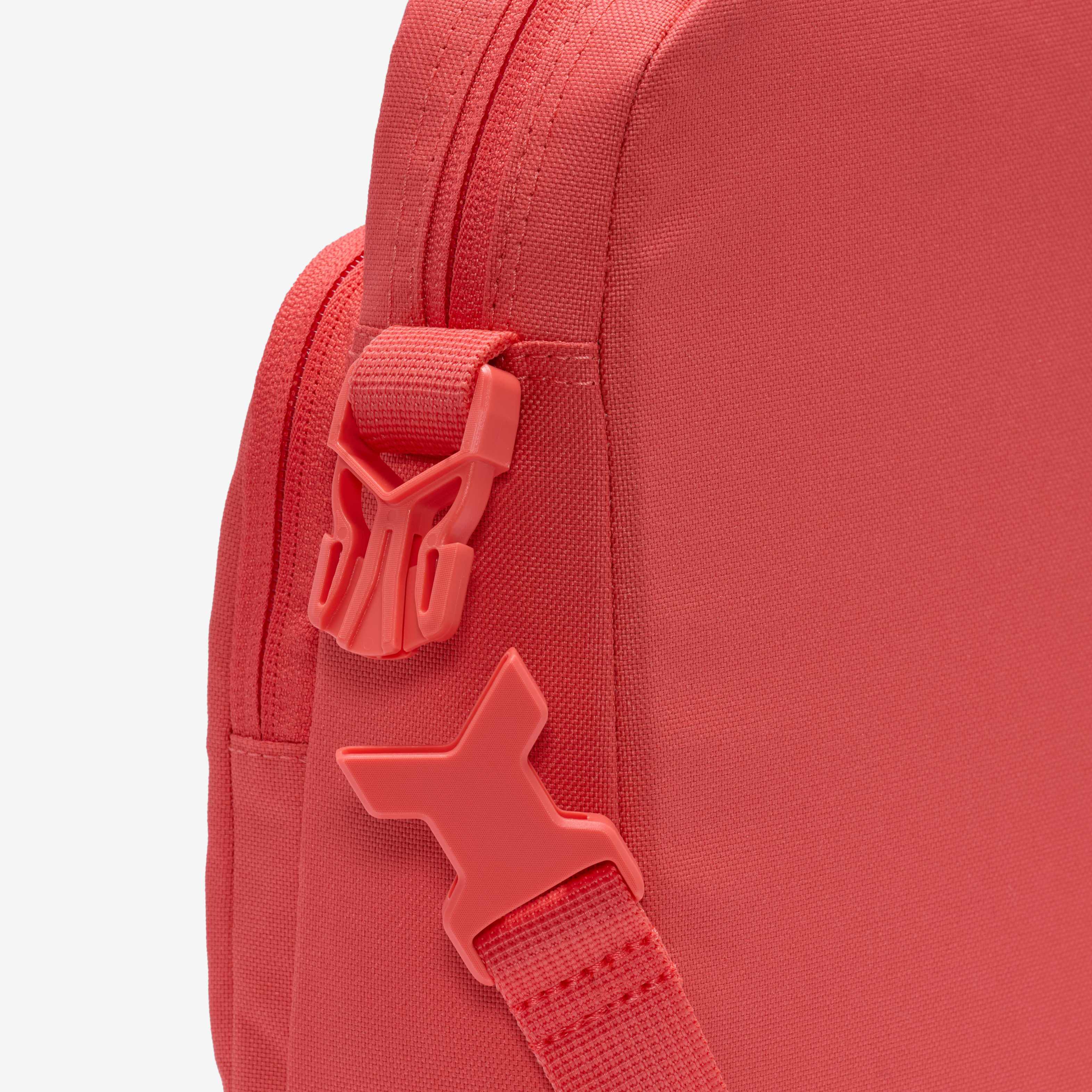 Nike Heritage image number 5