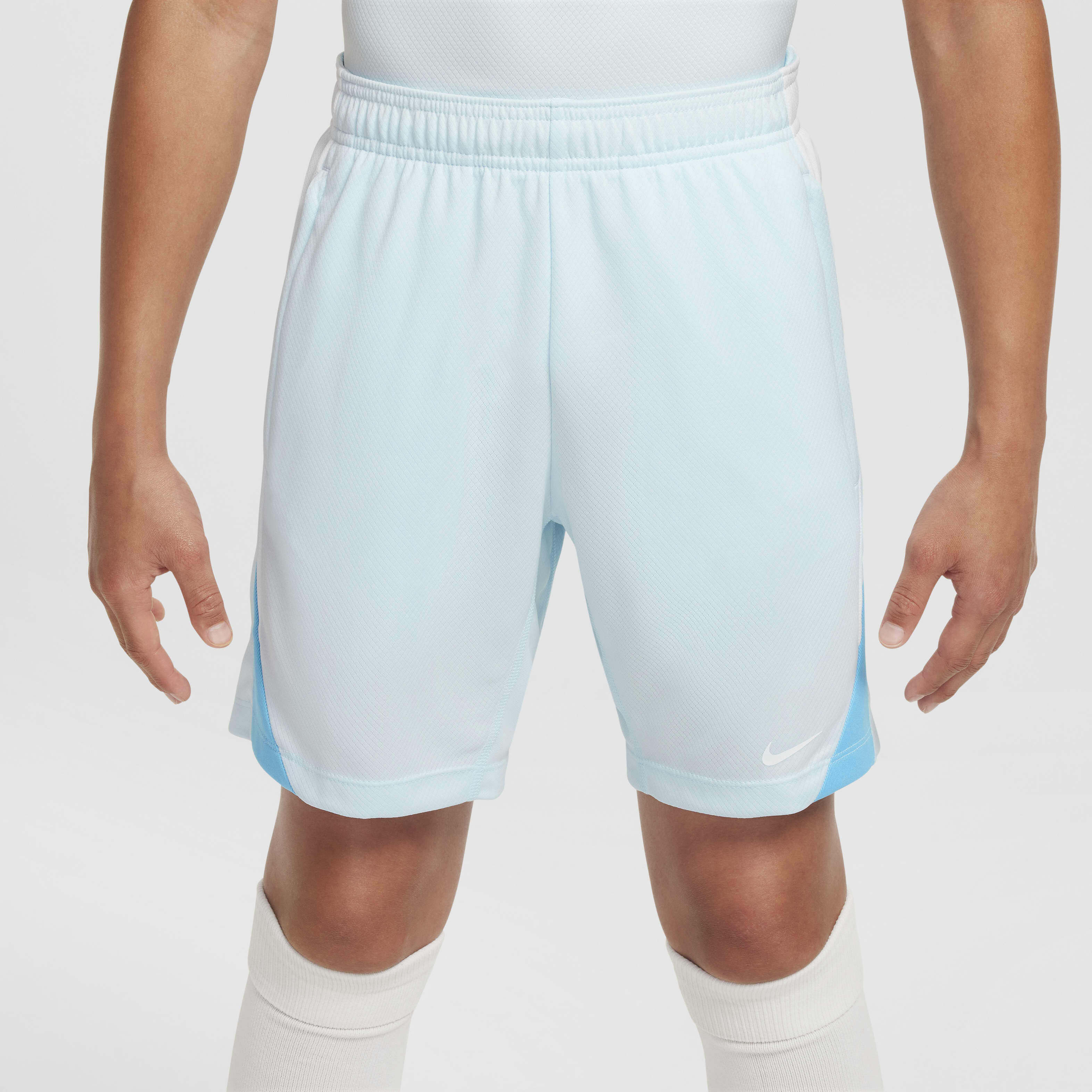 Nike Dri-FIT Strike image number 1