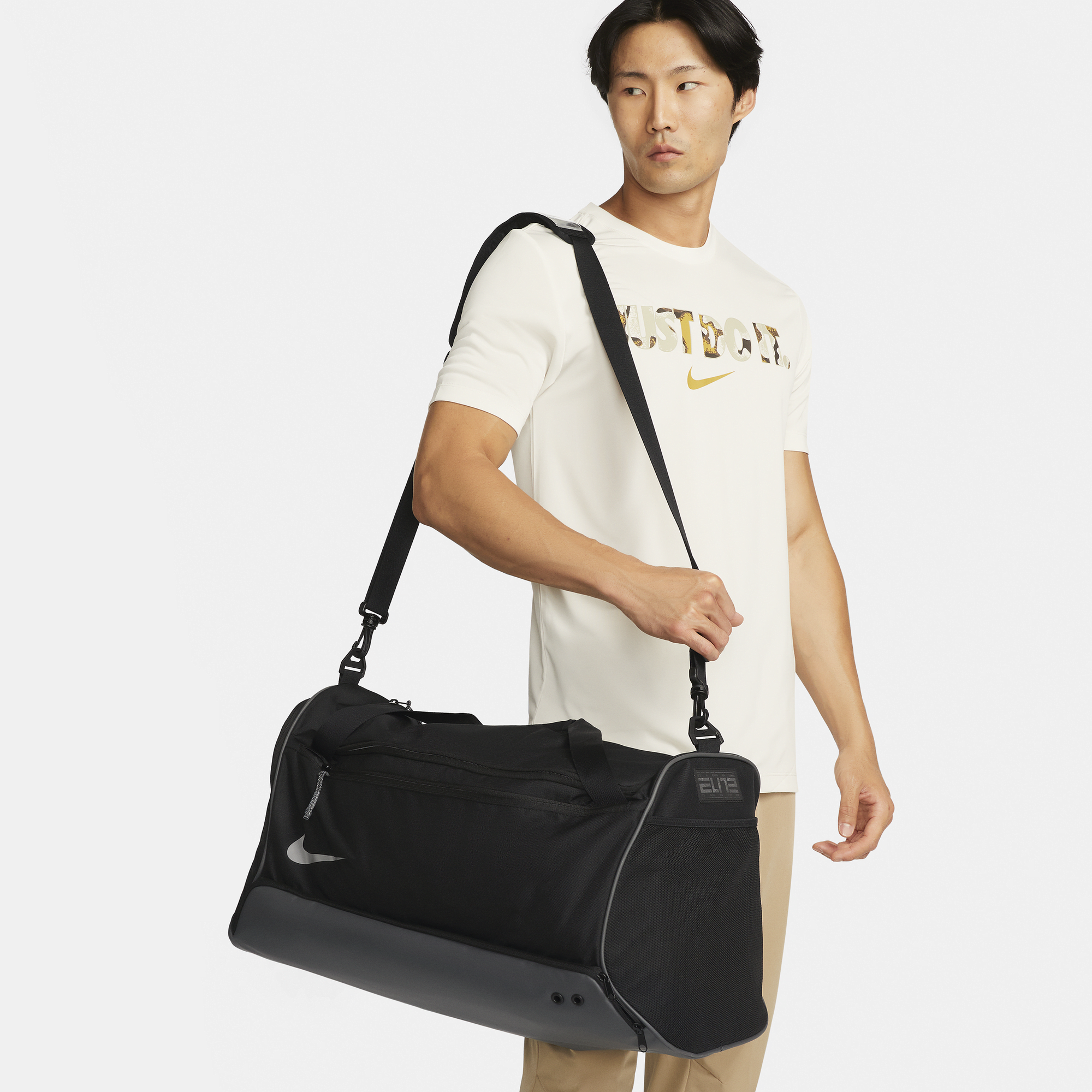 Nike elite duffel bag 2025