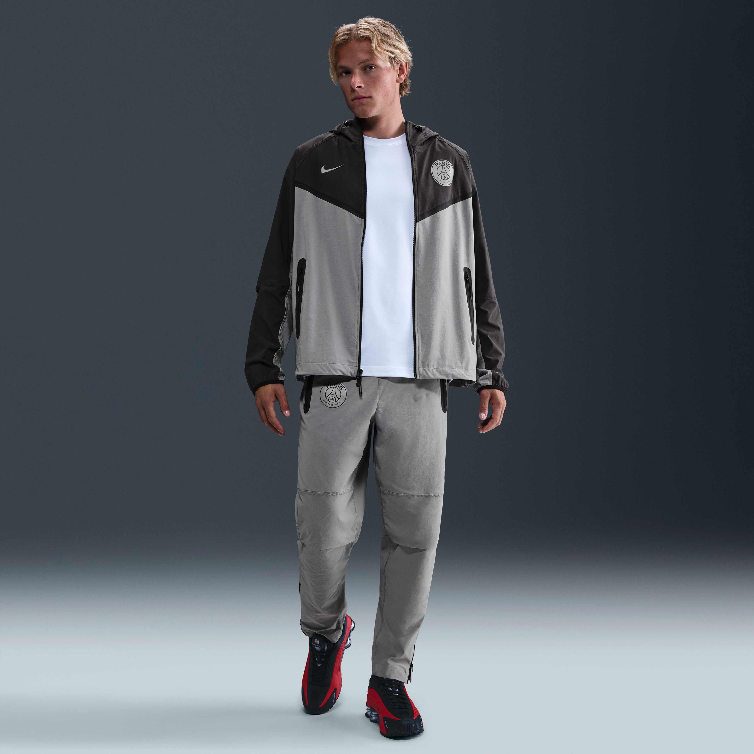 Paris Saint-Germain F.C. Tech image number 0