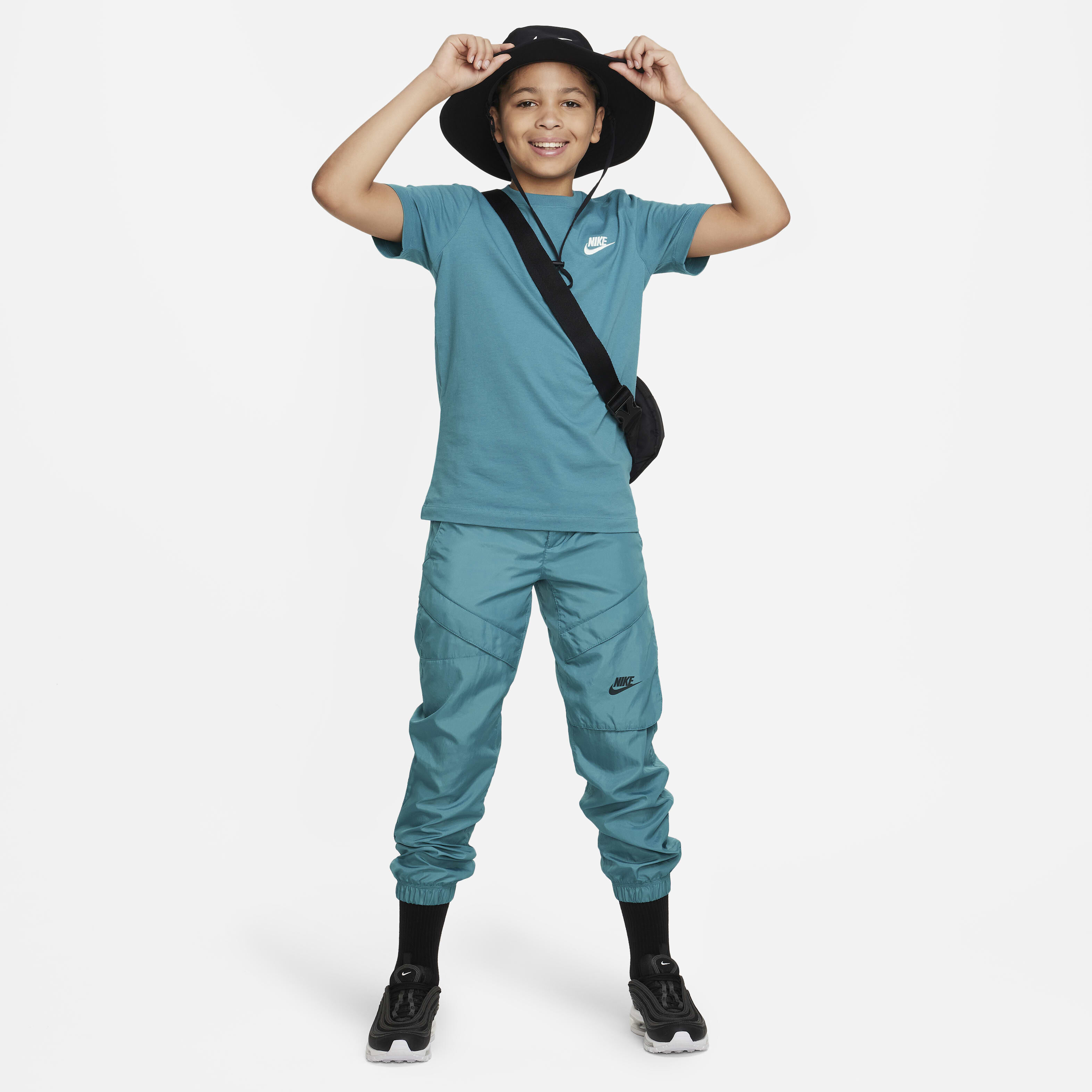 Nike Sportswear image number 3