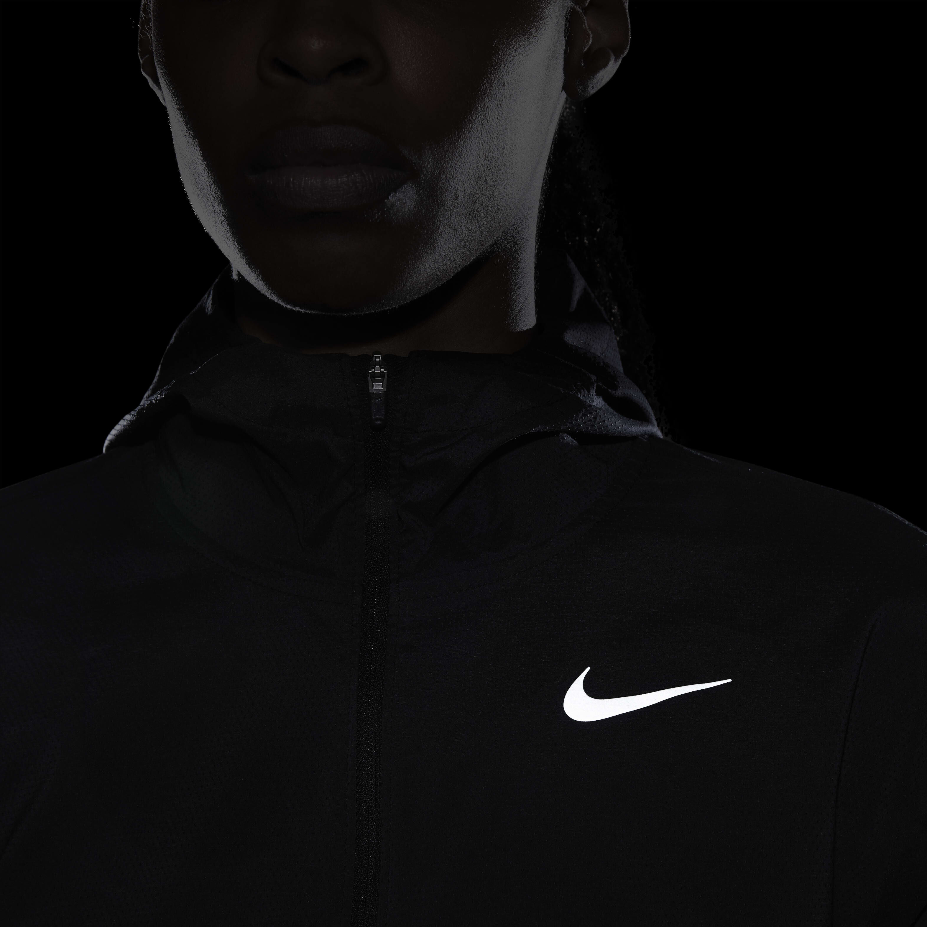 Nike Impossibly Light image number 8