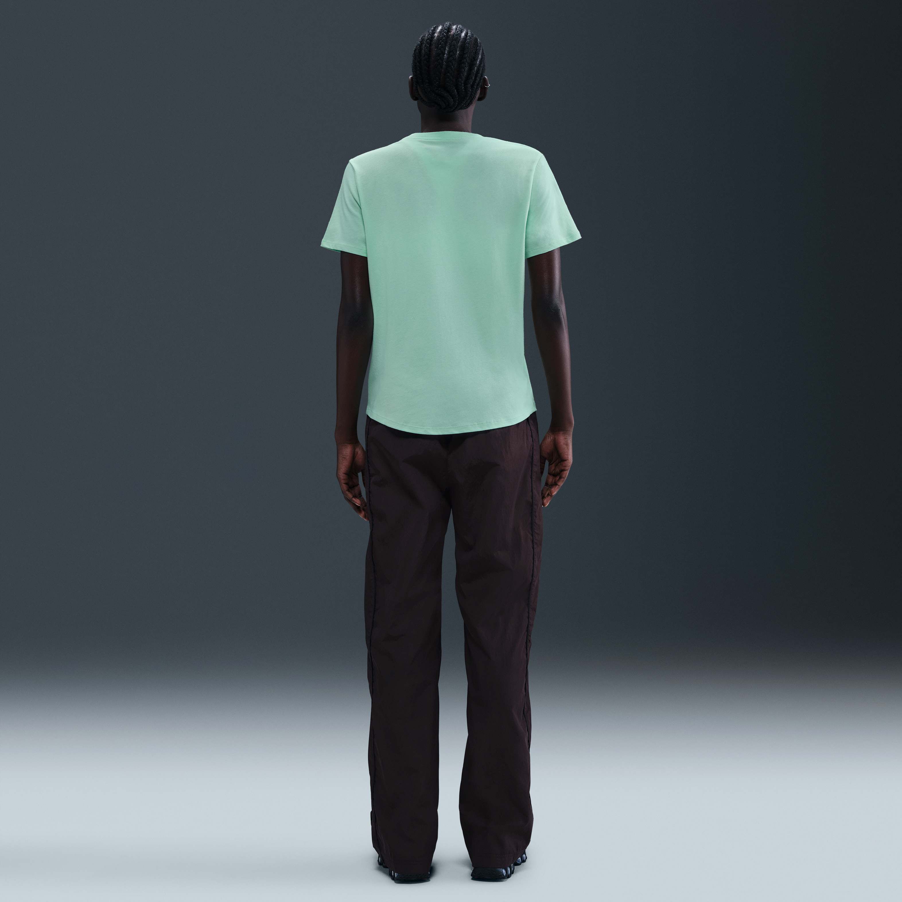 Nike Sportswear Club Essentials image number 4