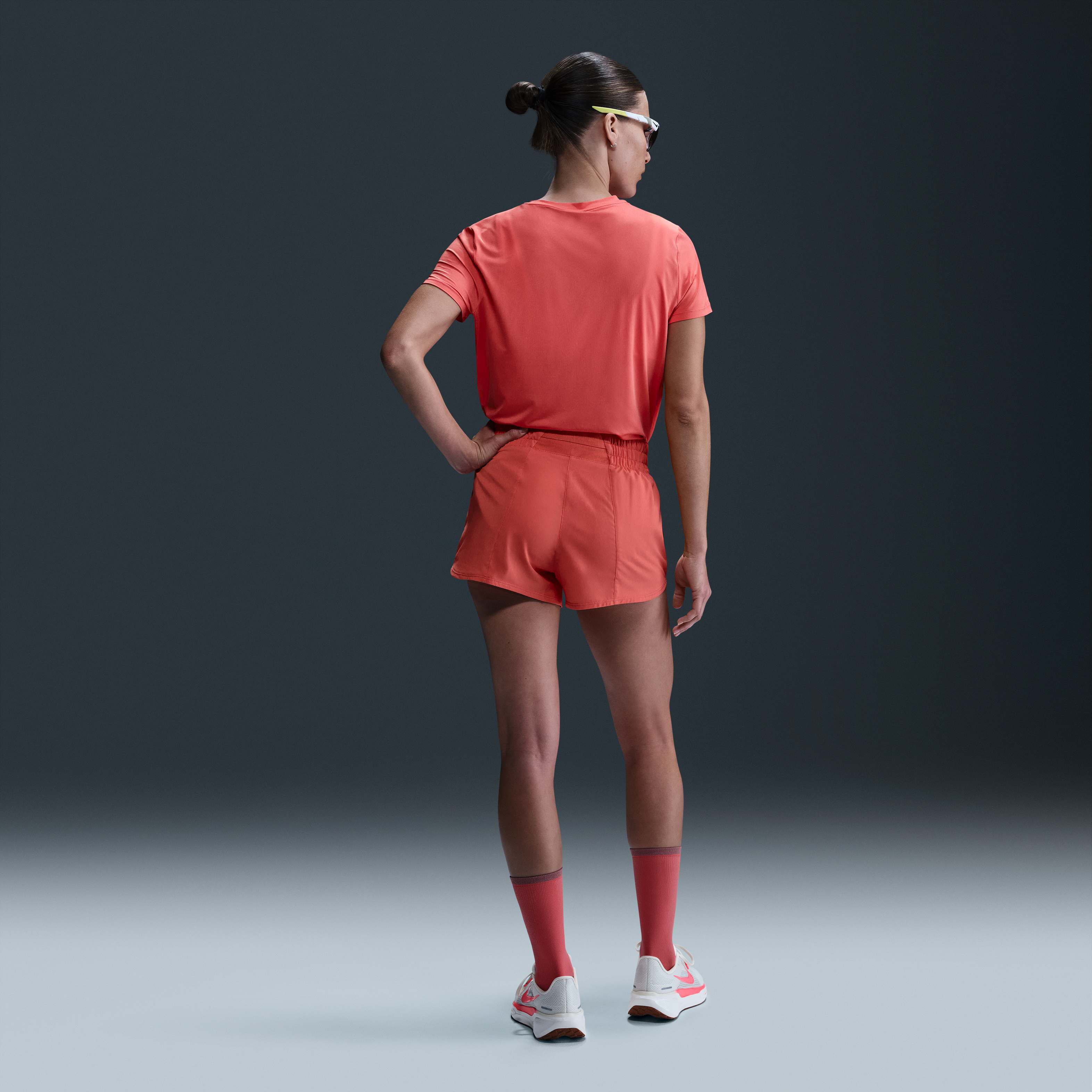 Nike One Swoosh image number 4