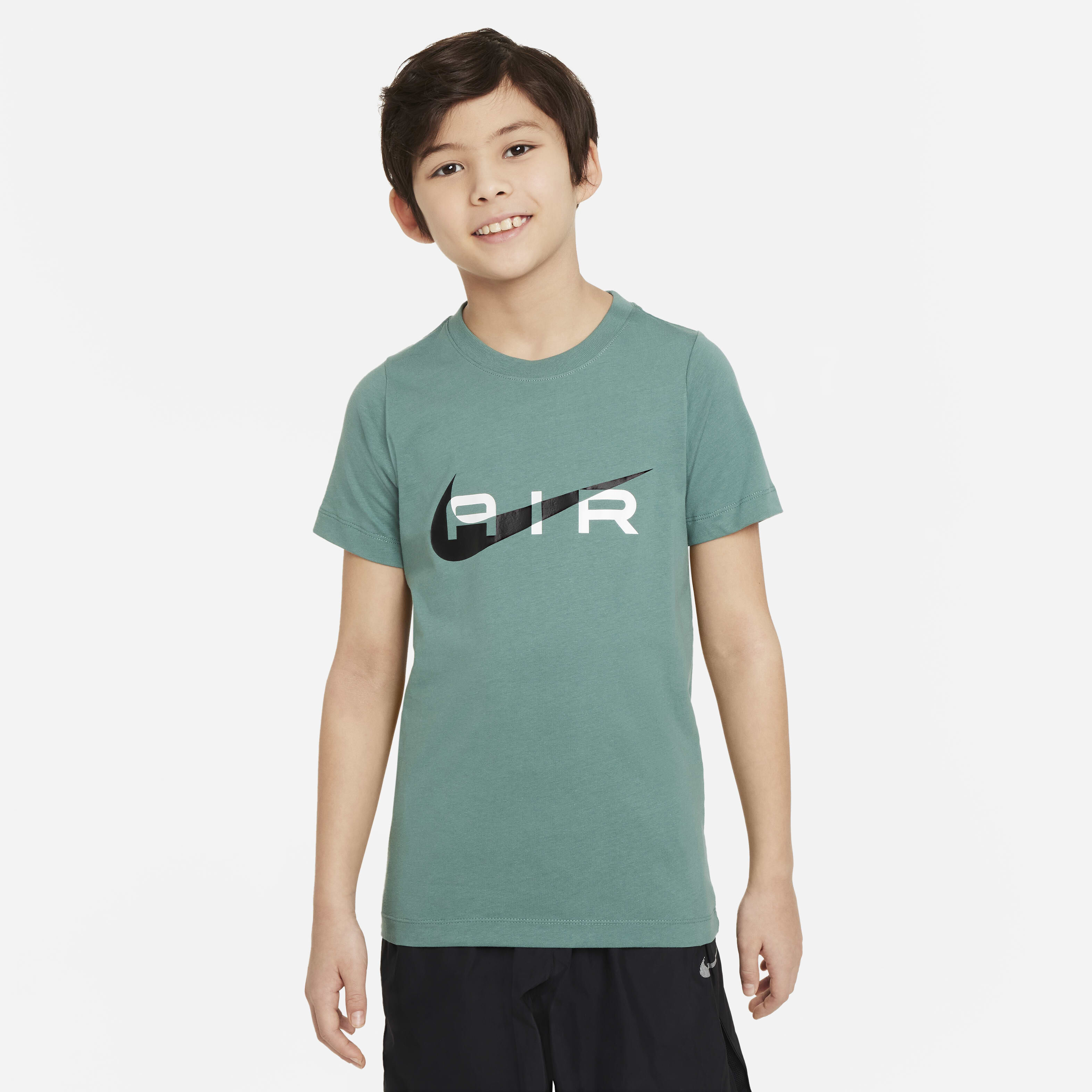 Nike air t shirt boys deals