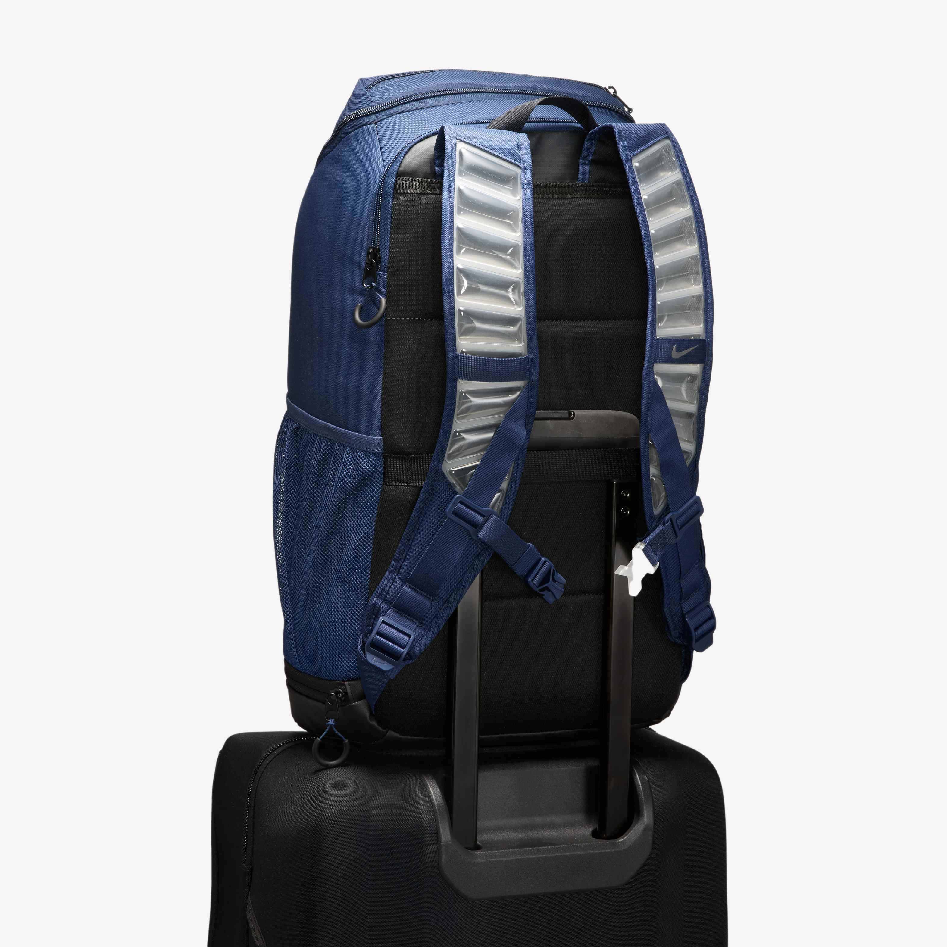 Nike Varsity Elite image number 10