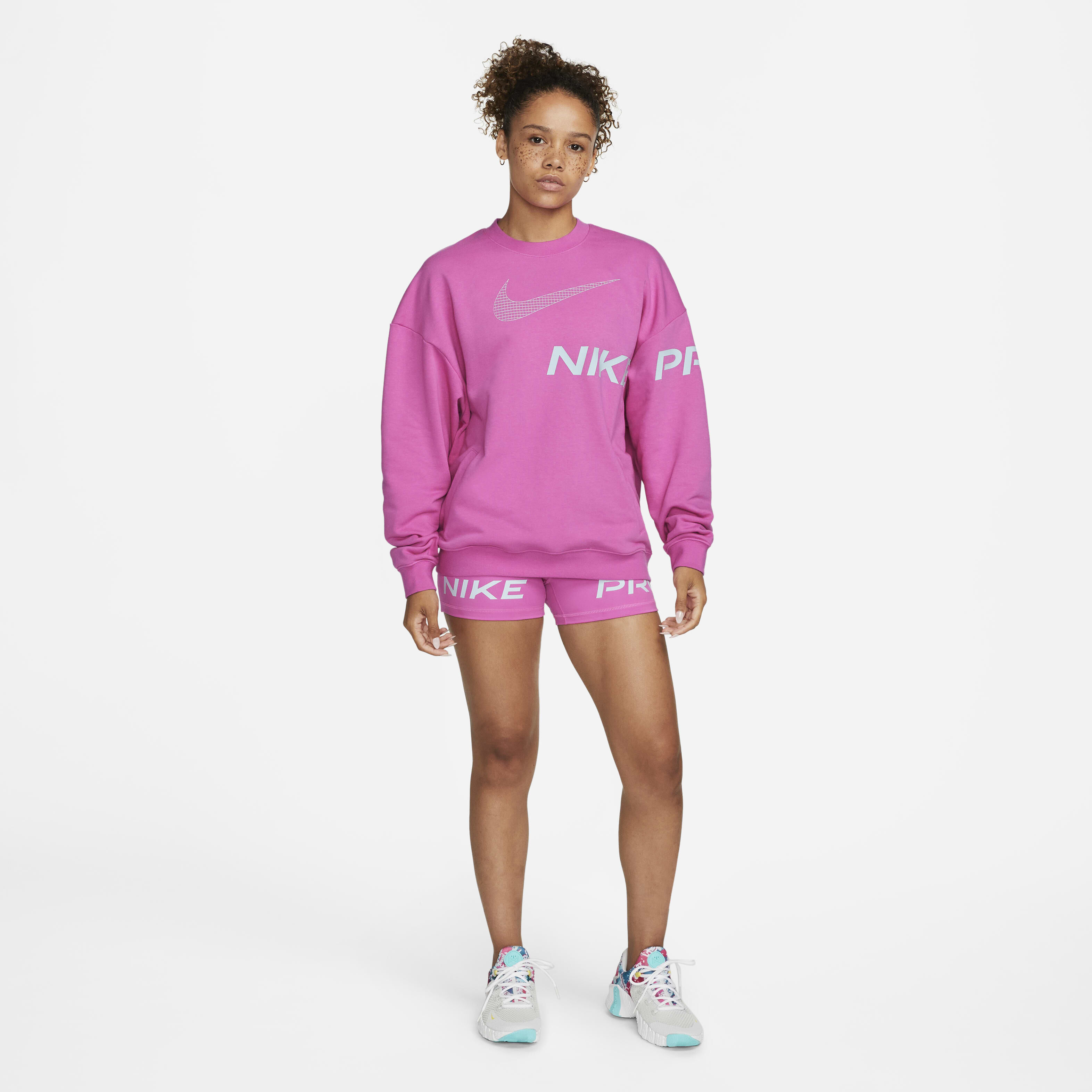 Women's nike graphic crew sweatshirt on sale