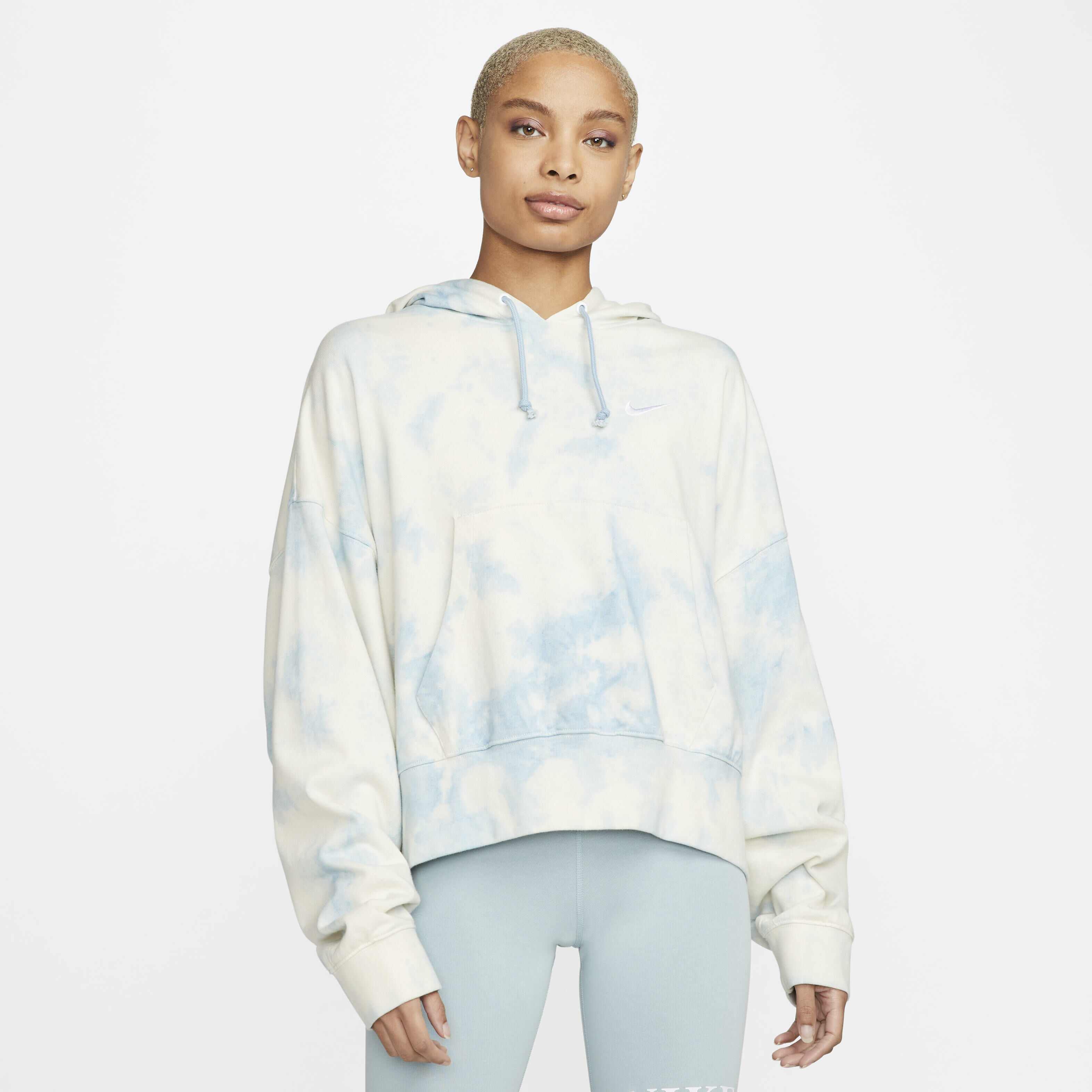 نايكي سبورتسوير image number 0