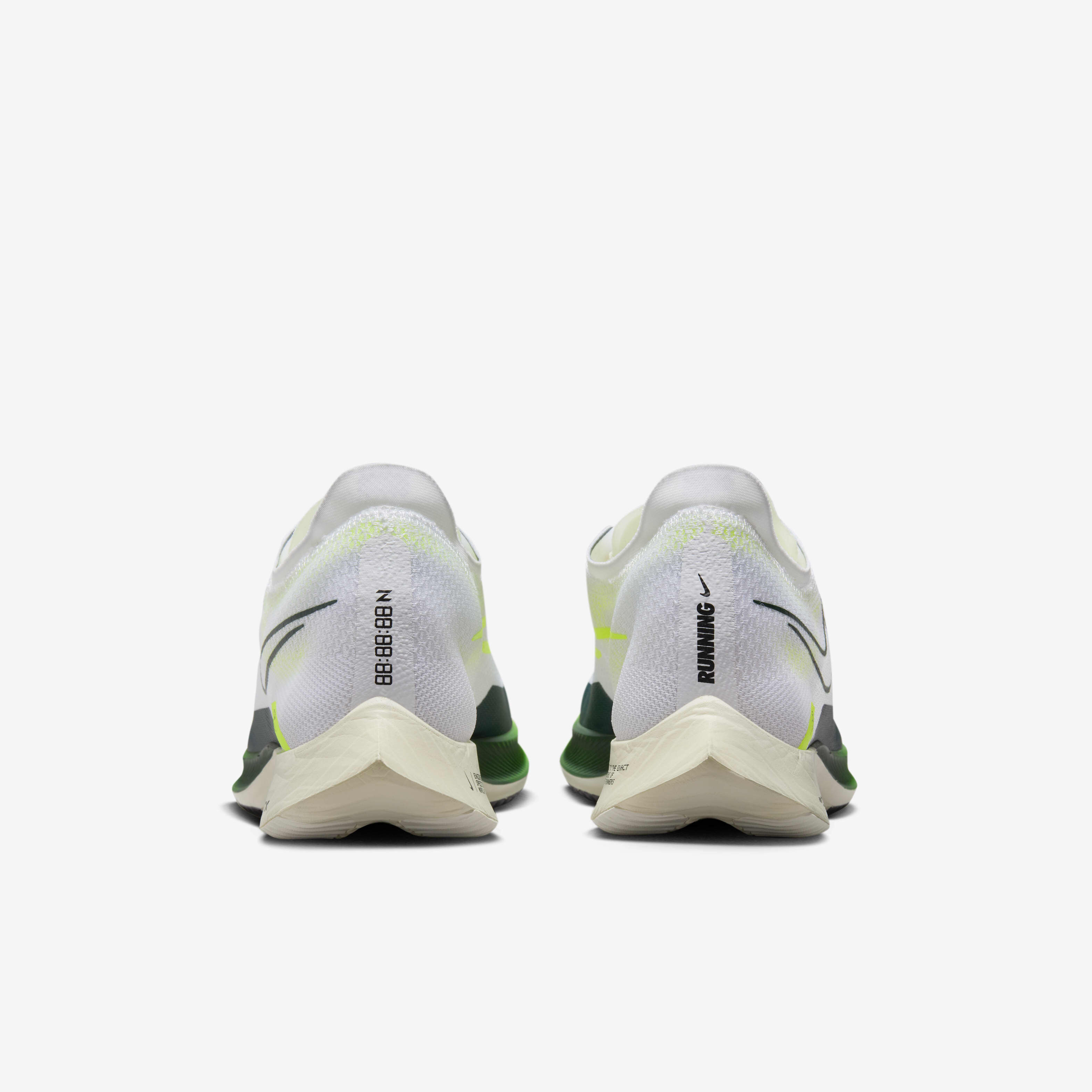 nike unisex flyknit streak running shoe