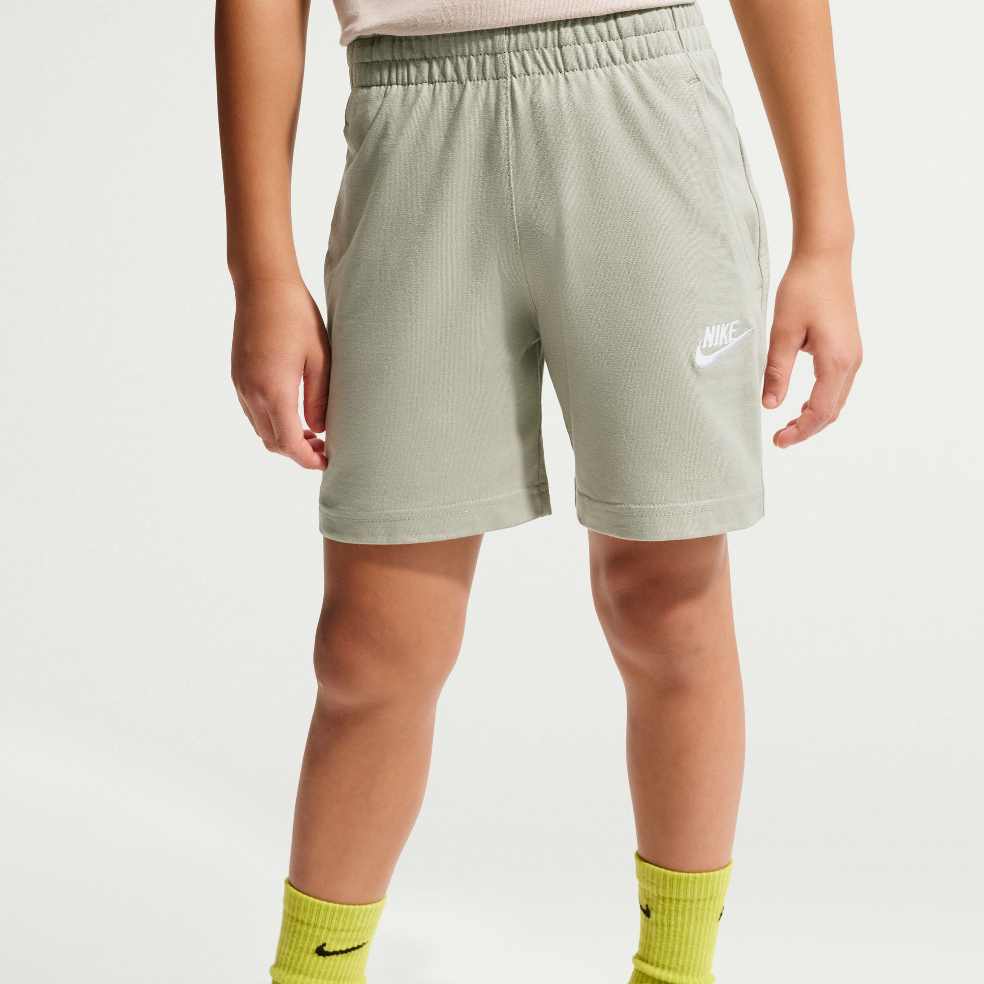 Nike Sportswear Club image number 2