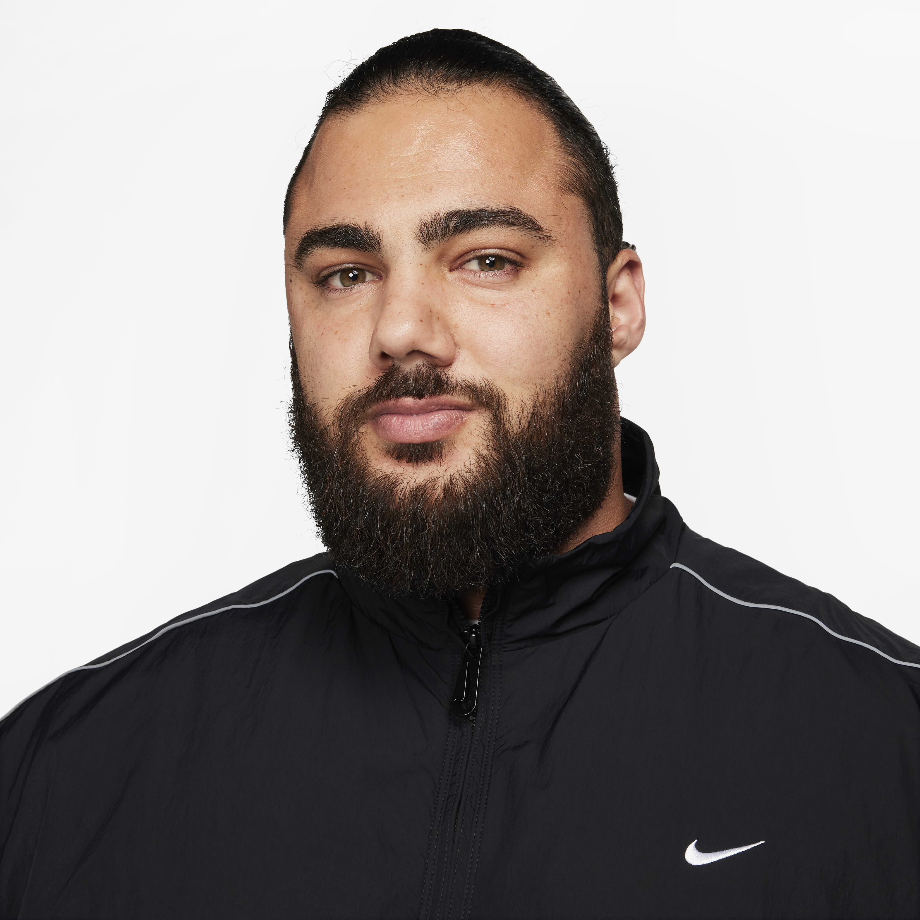 نايكي سبورتسوير سولو سووش image number 10