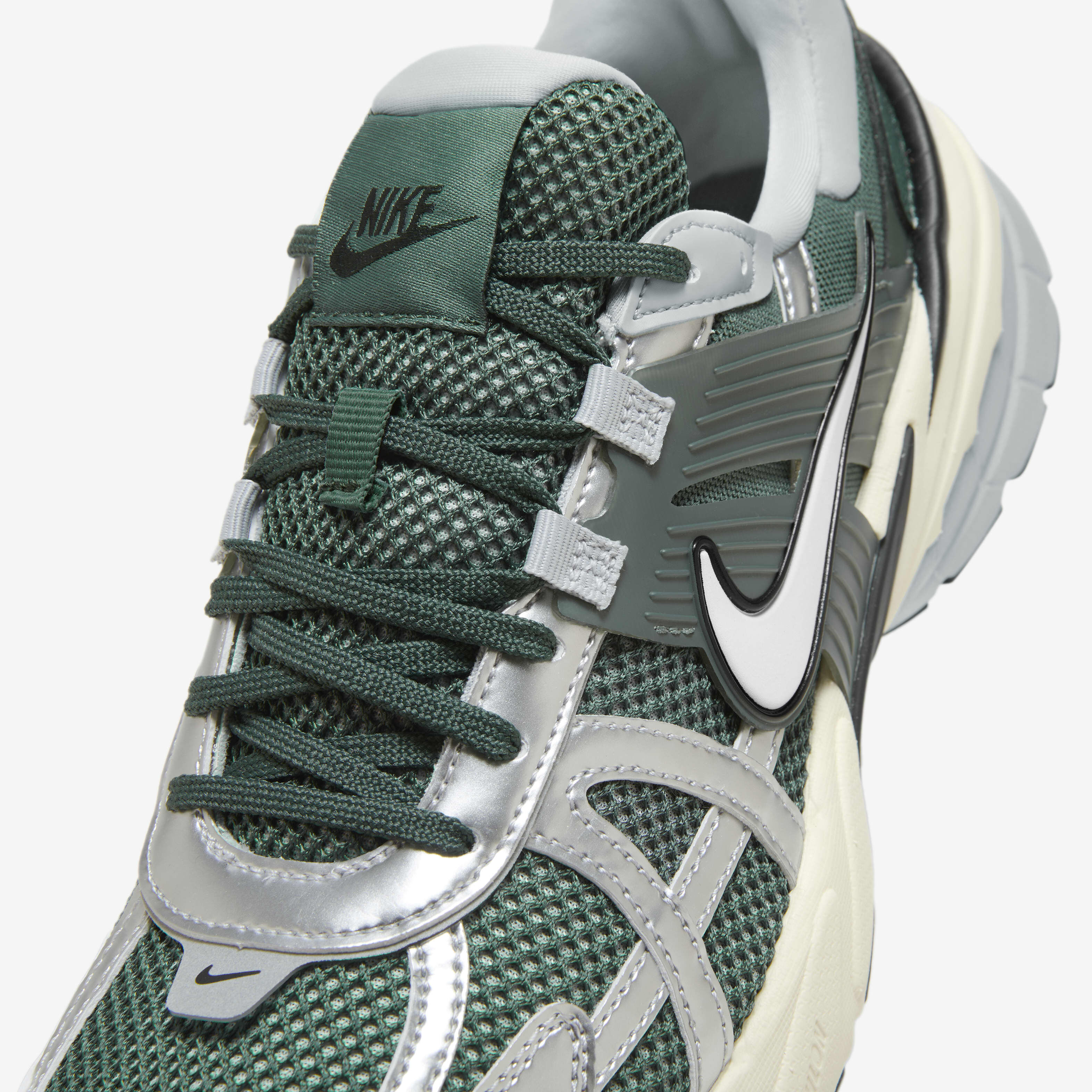 Buy Nike V2K Run Men's Shoes - Vintage Green/Mineral Spruce/Wolf