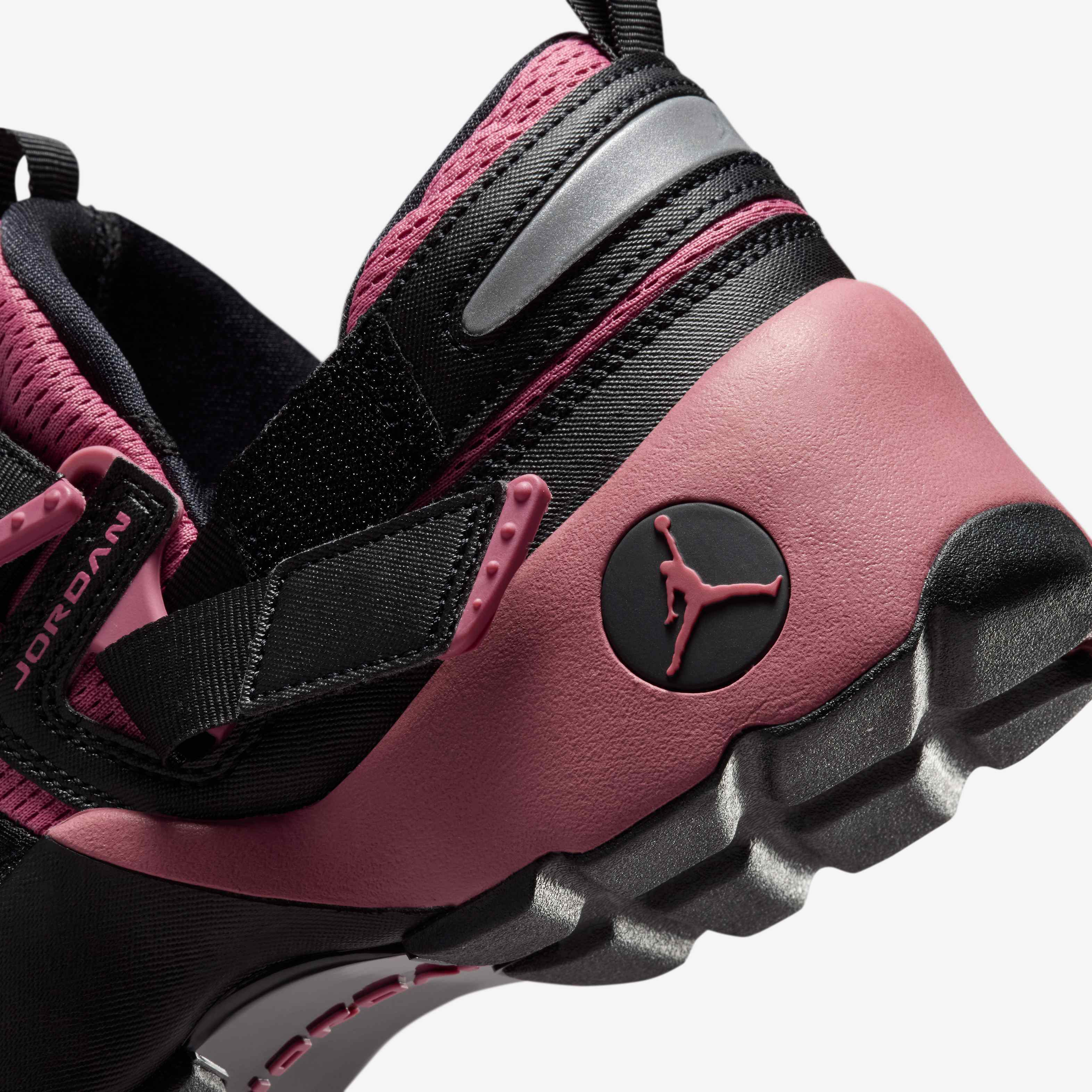Jordan Trunner LX image number 7
