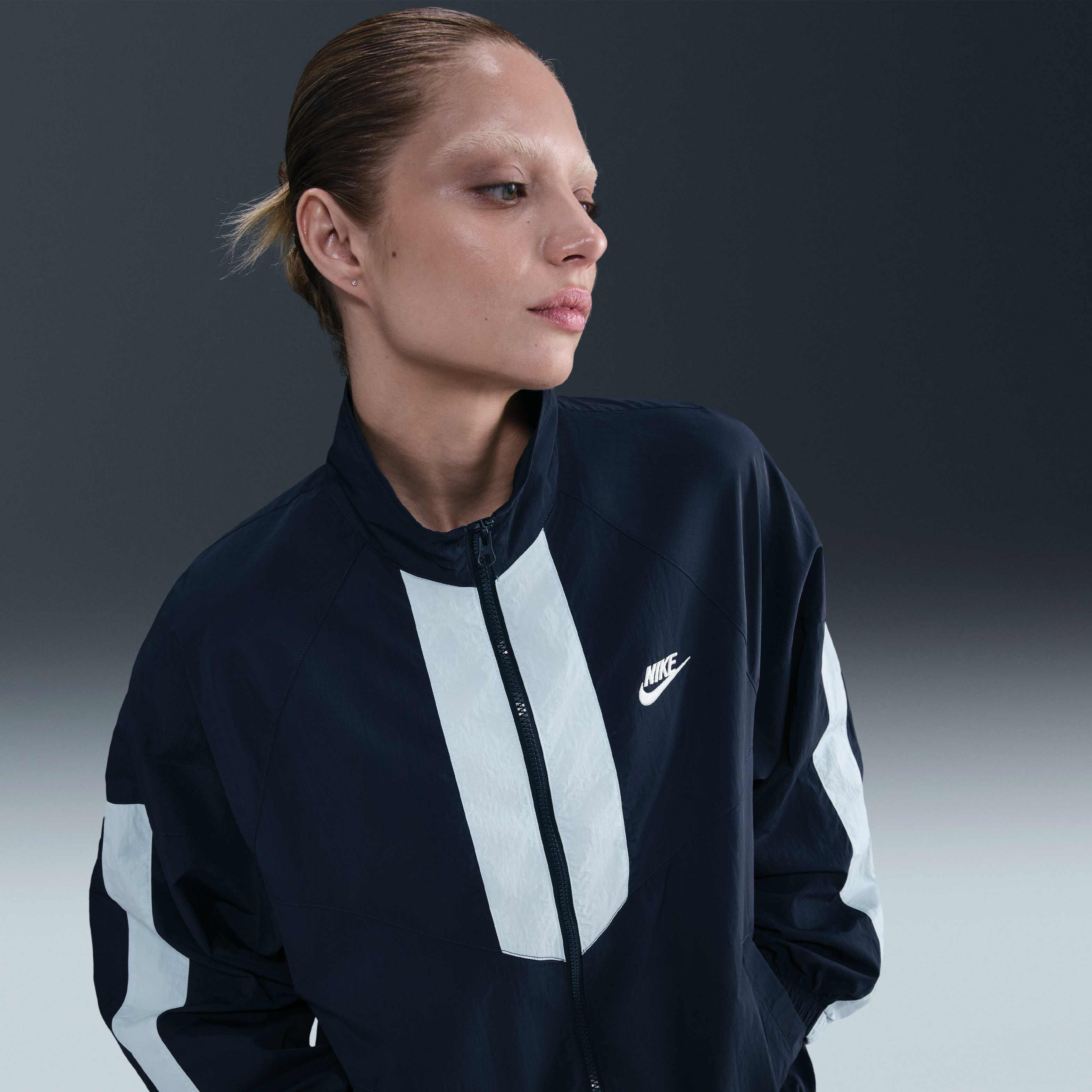 Nike Sportswear Windrunner image number 0