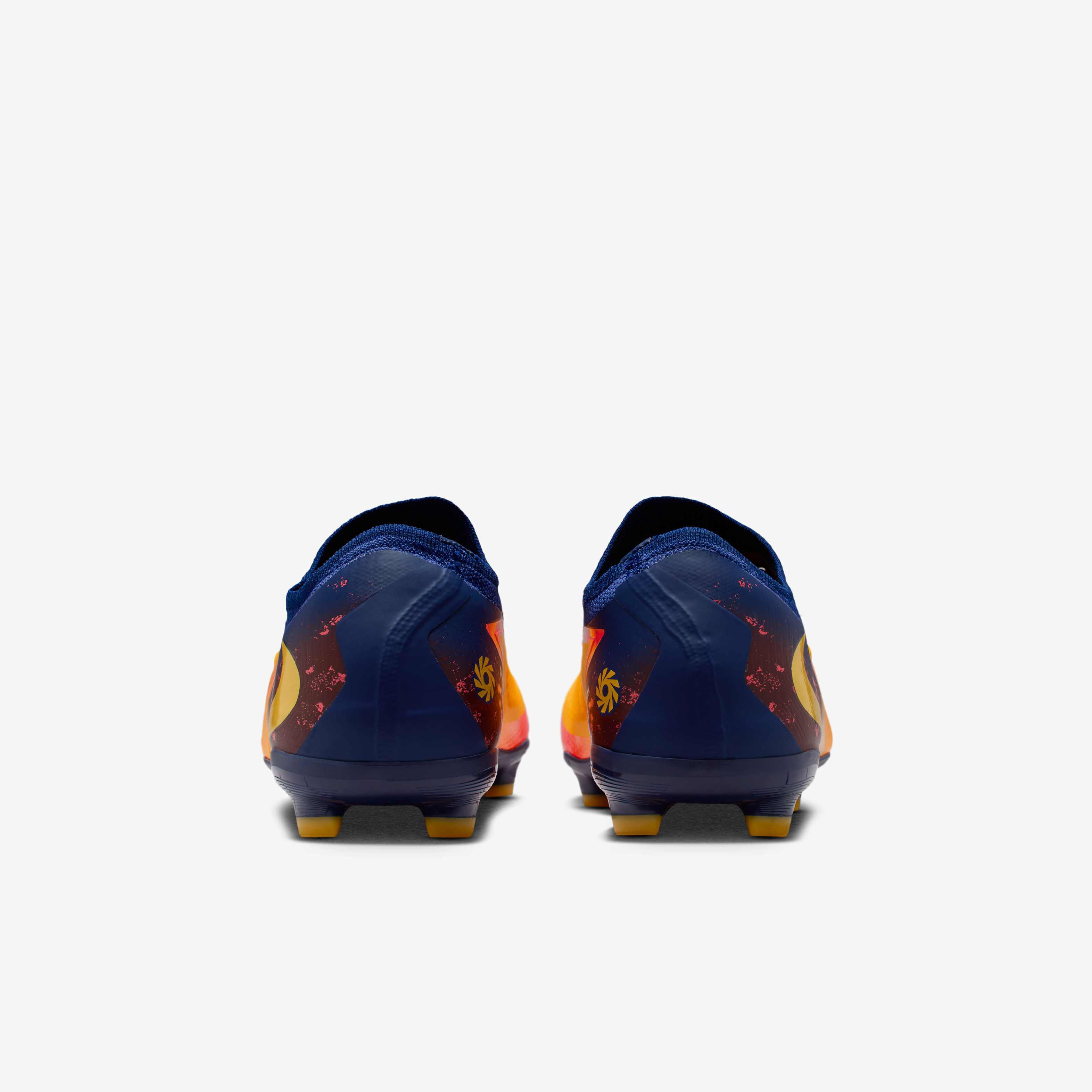 Nike Jr. Phantom 6 Low Pro 'Erling Haaland' image number 5