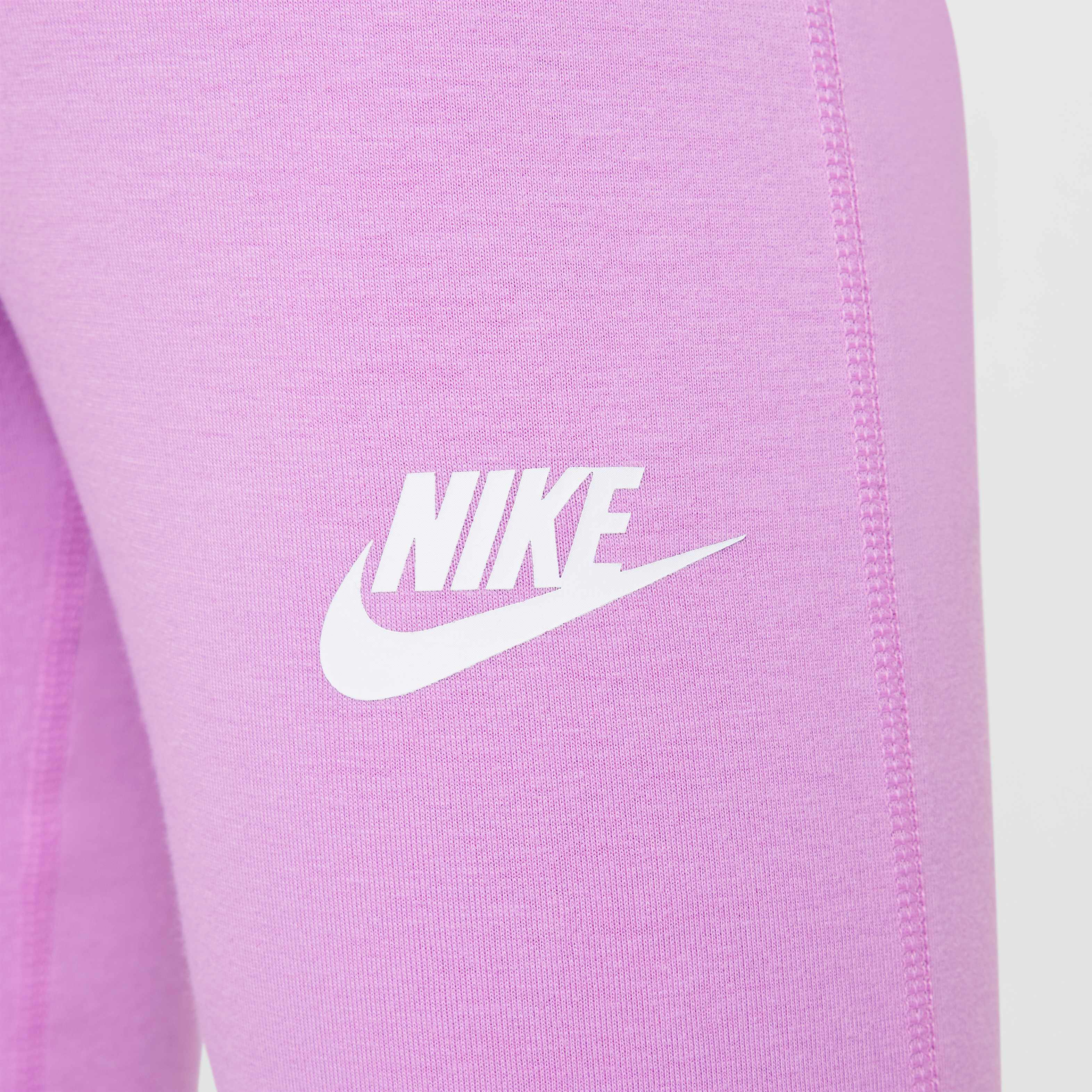 Nike Sportswear Classic image number 2