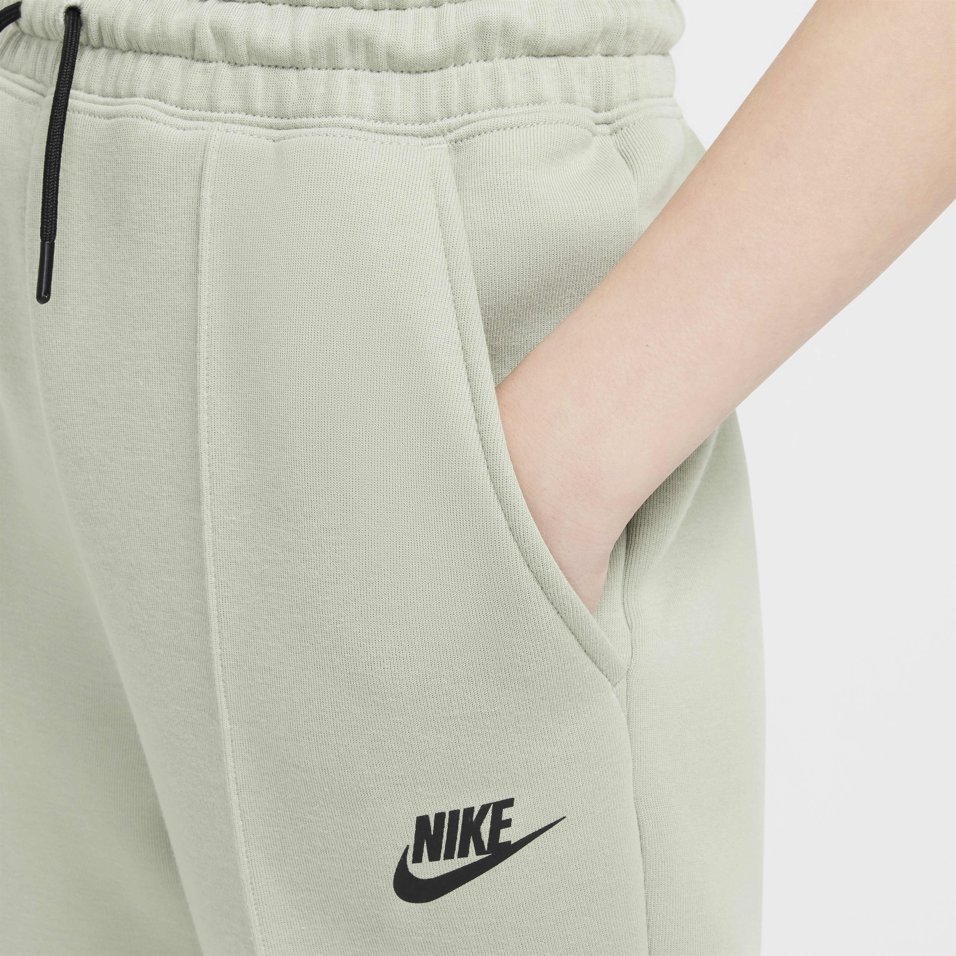 Nike Sportswear Tech Fleece image number 3