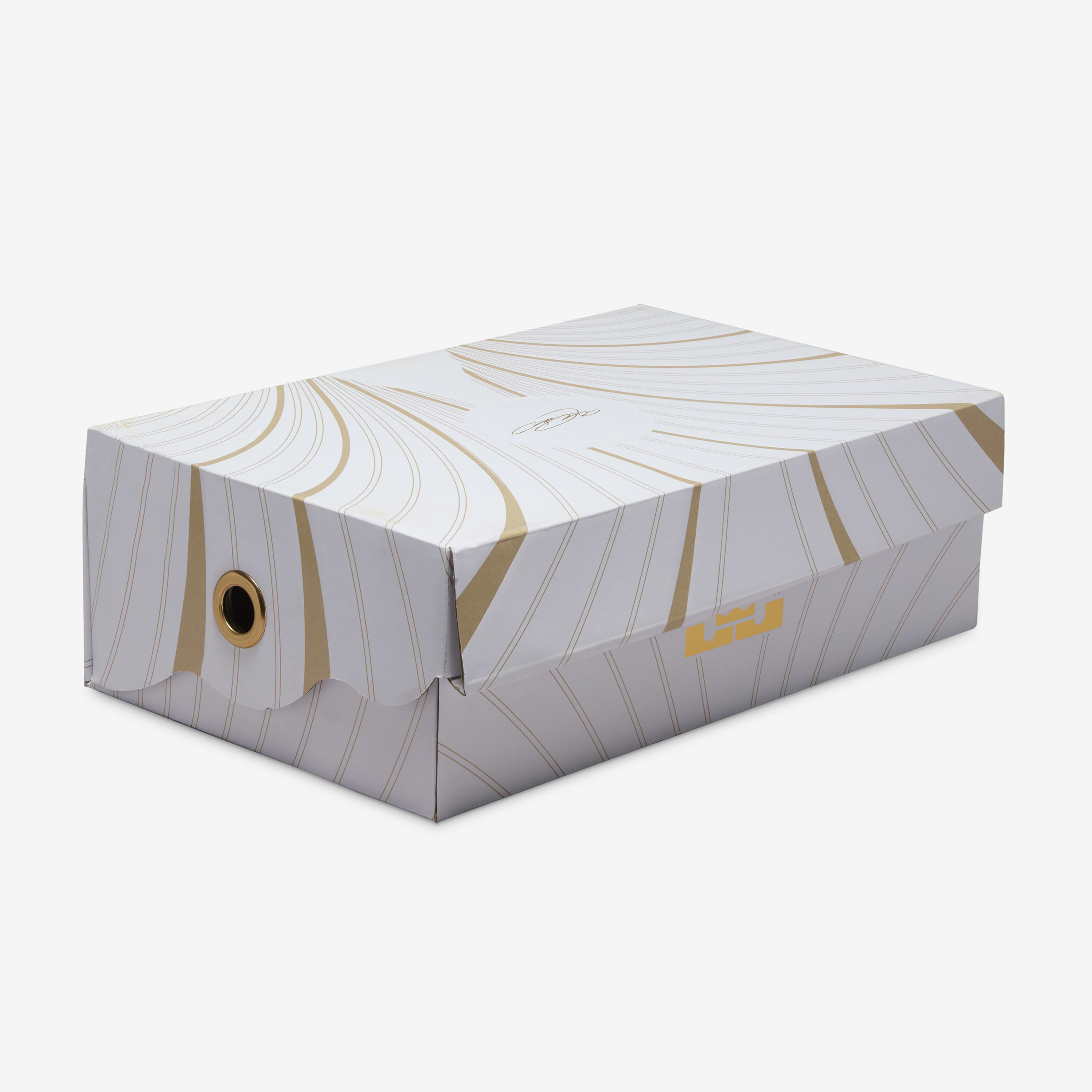 LeBron XXI 'Queen Conch' image number 8