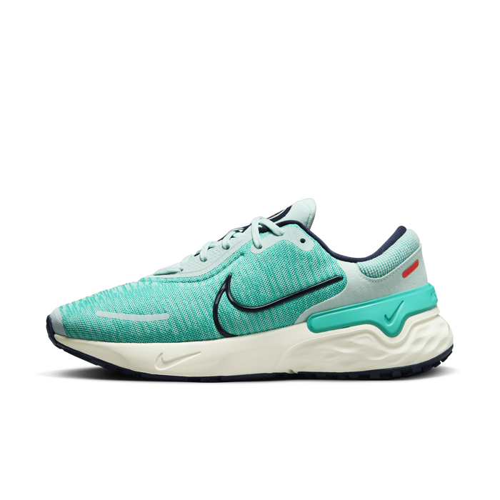 Nike seafoam green running top shoes