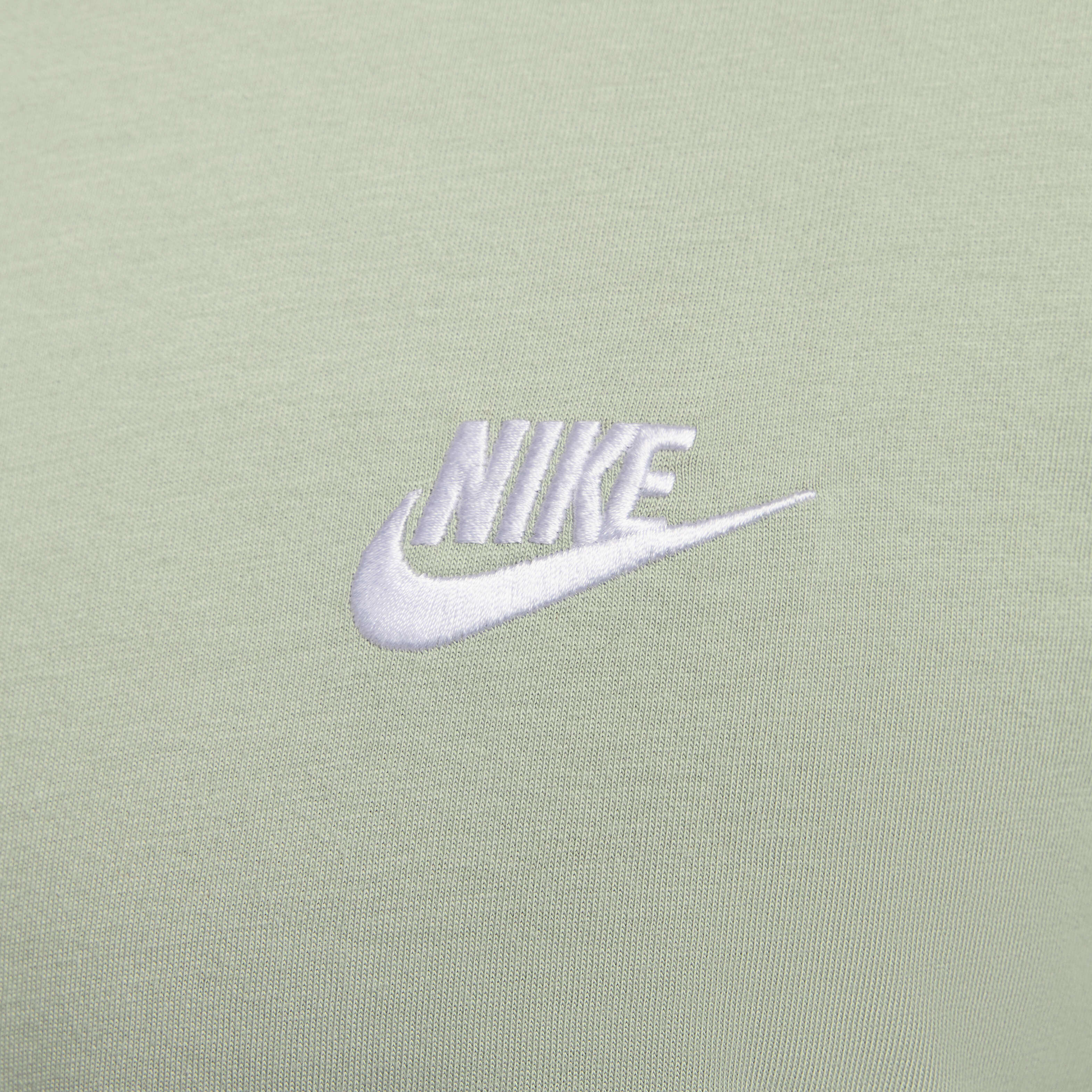 Buy Nike Sportswear Club Men's T-Shirt - Jade Horizon | Nike