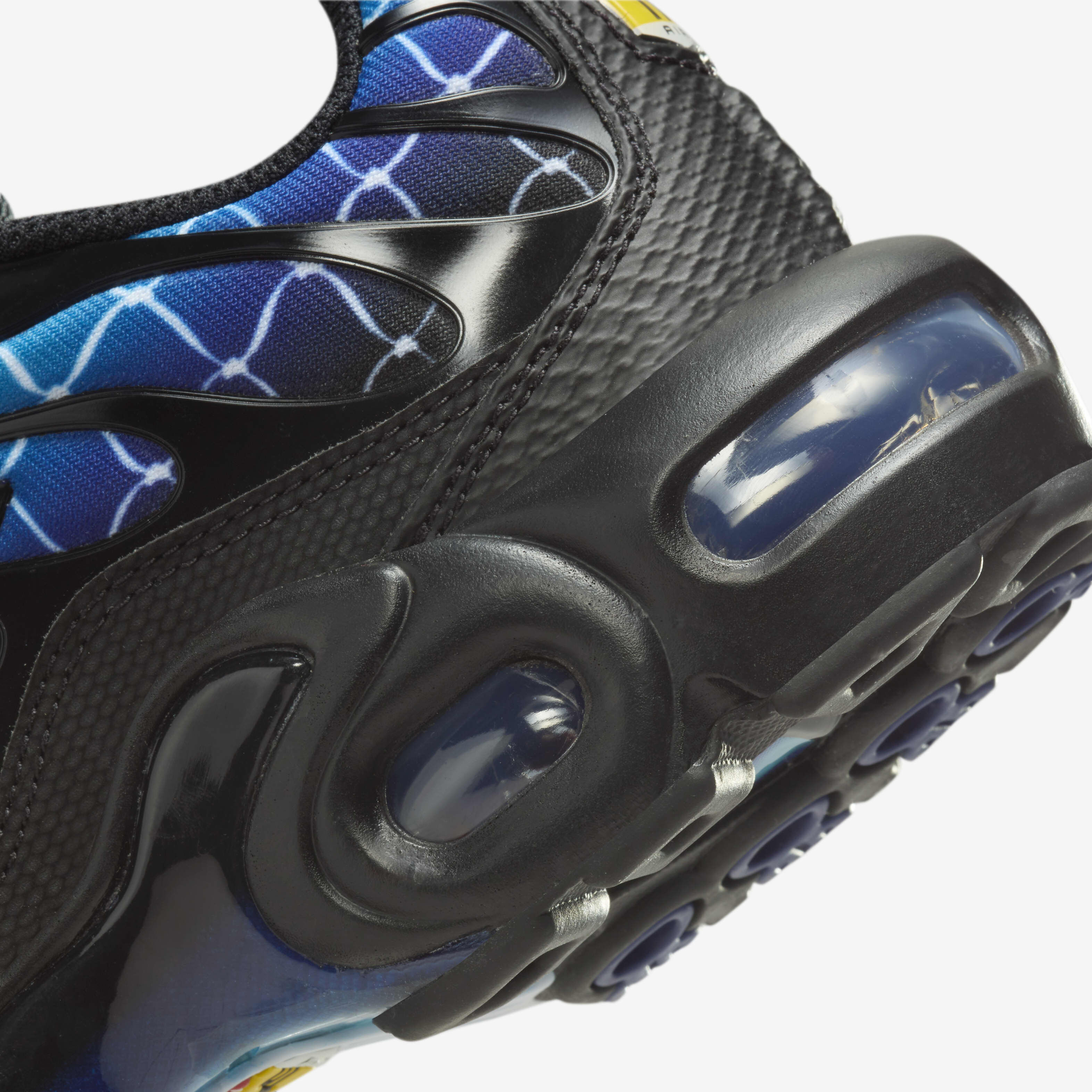 Nike Air Max Plus image number 7