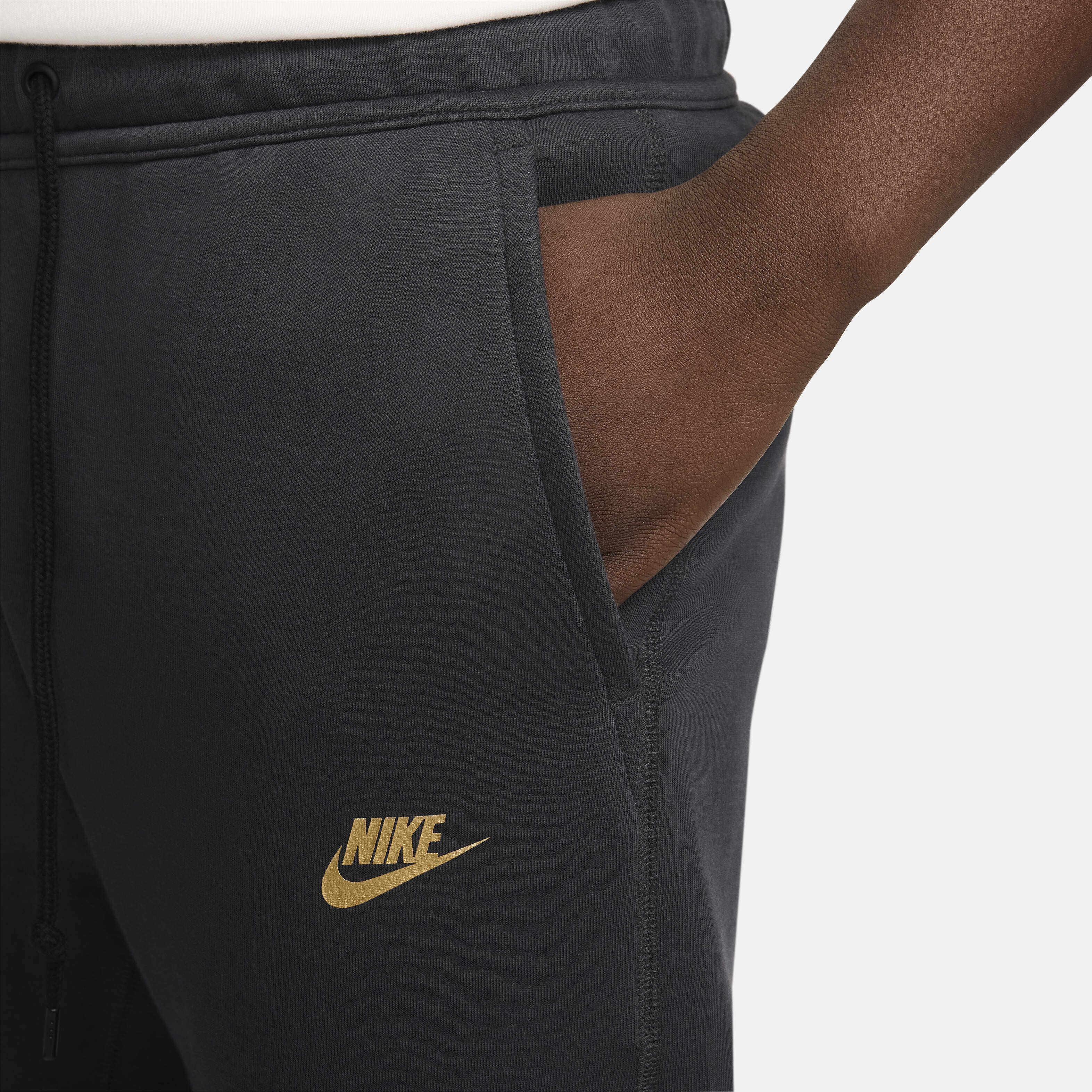 Nike foundation fleece joggers shop