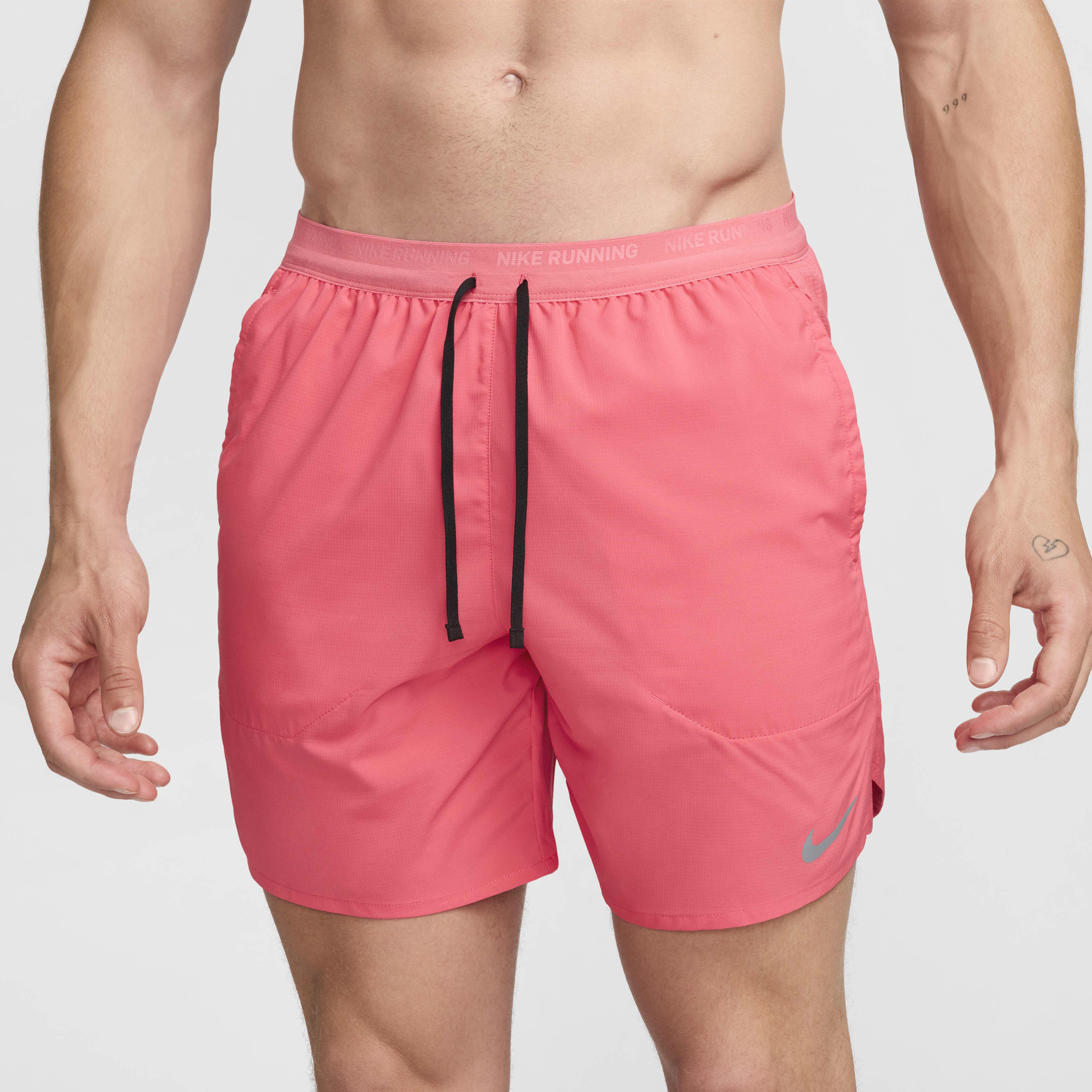 Nike Stride image number 1