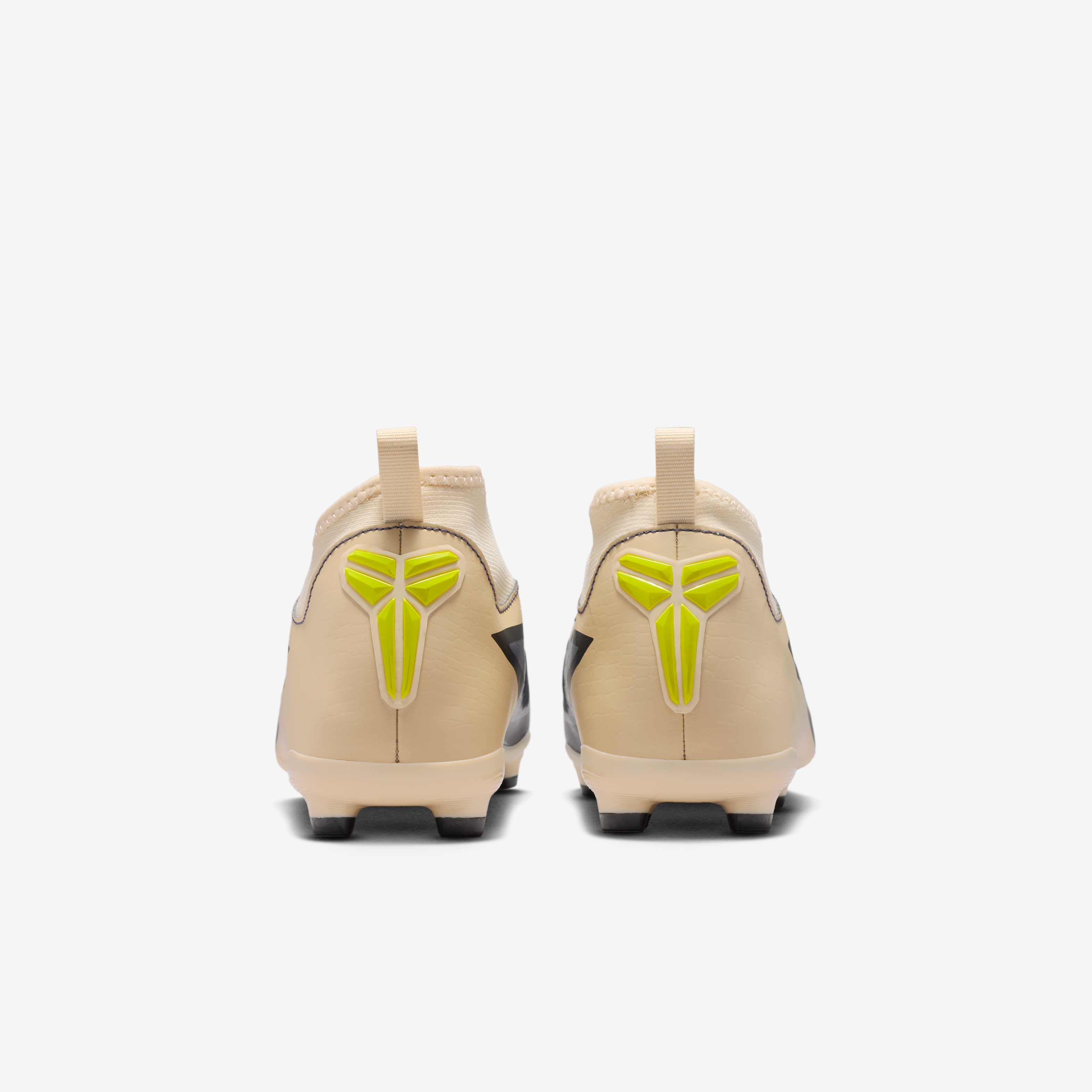 Kobe Jr. Phantom 6 High Academy image number 5