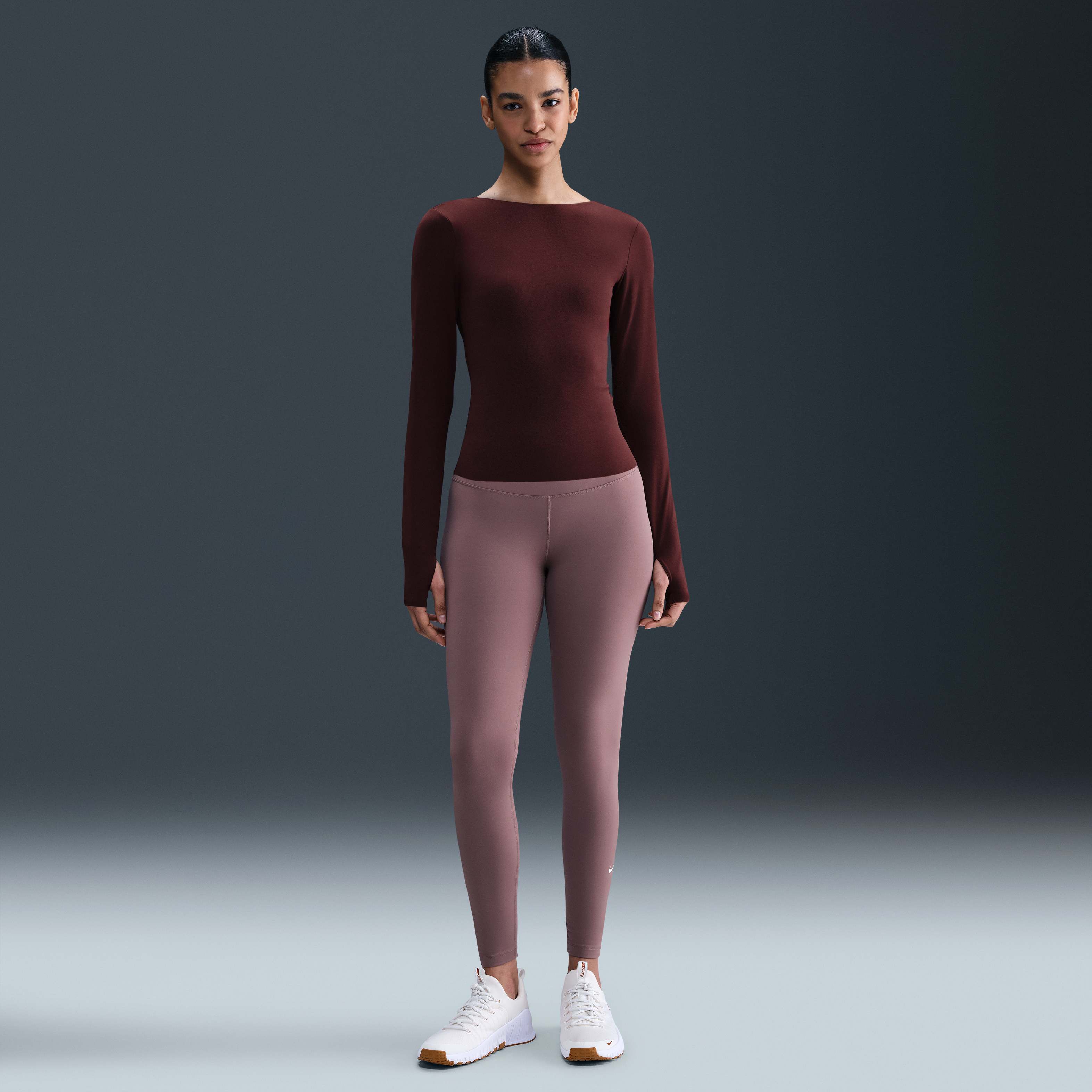 Nike Zenvy image number 3