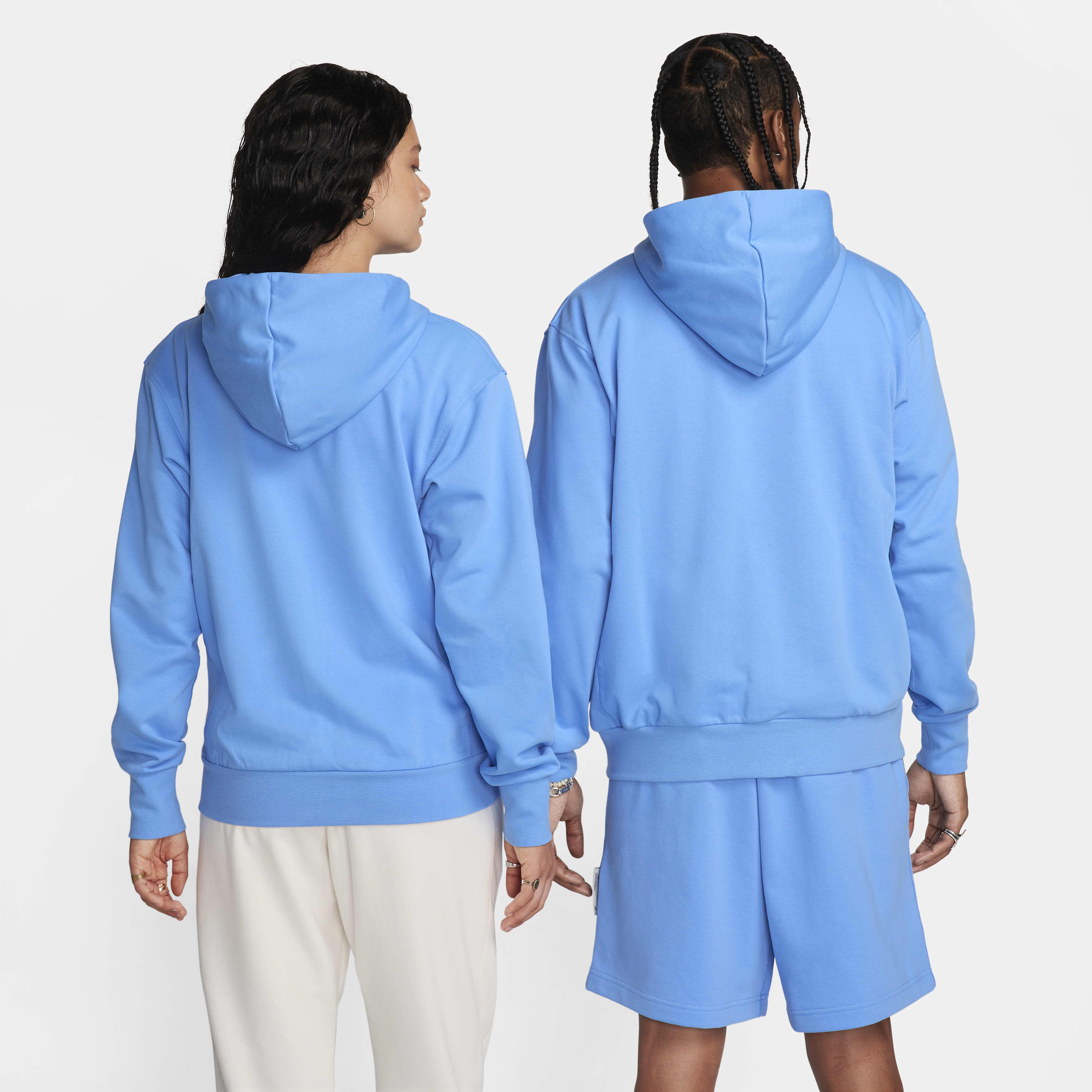 Nike Standard Issue image number 1